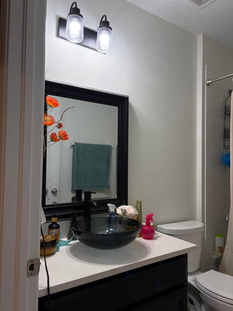Tiny photo for 5250 OAKLAND LAKE Circle, Vero Beach, FL 34951 (MLS # B26063791)