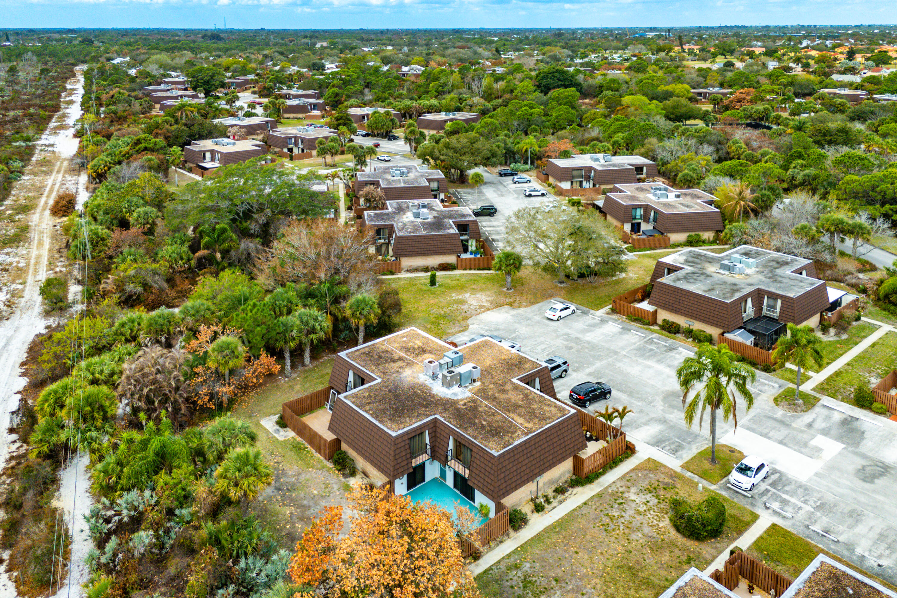 RIVER PINES - Residential