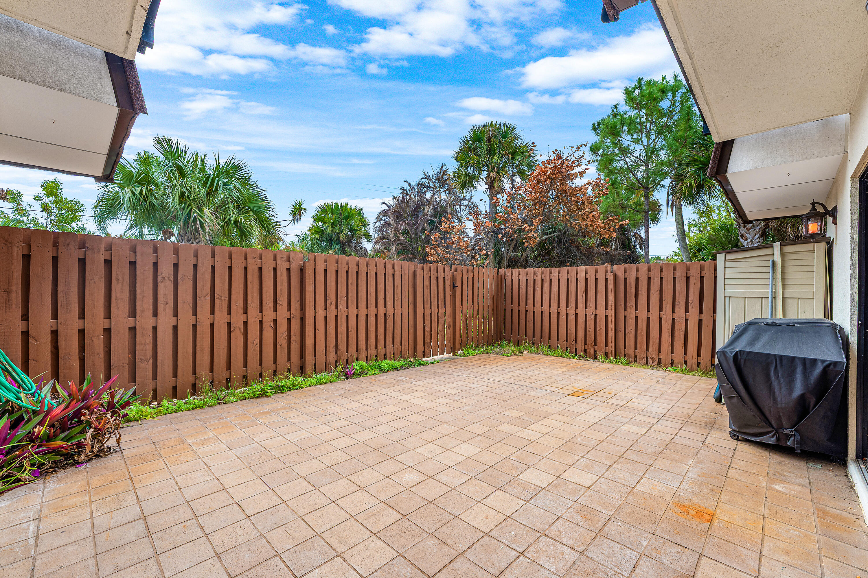 RIVER PINES - Residential