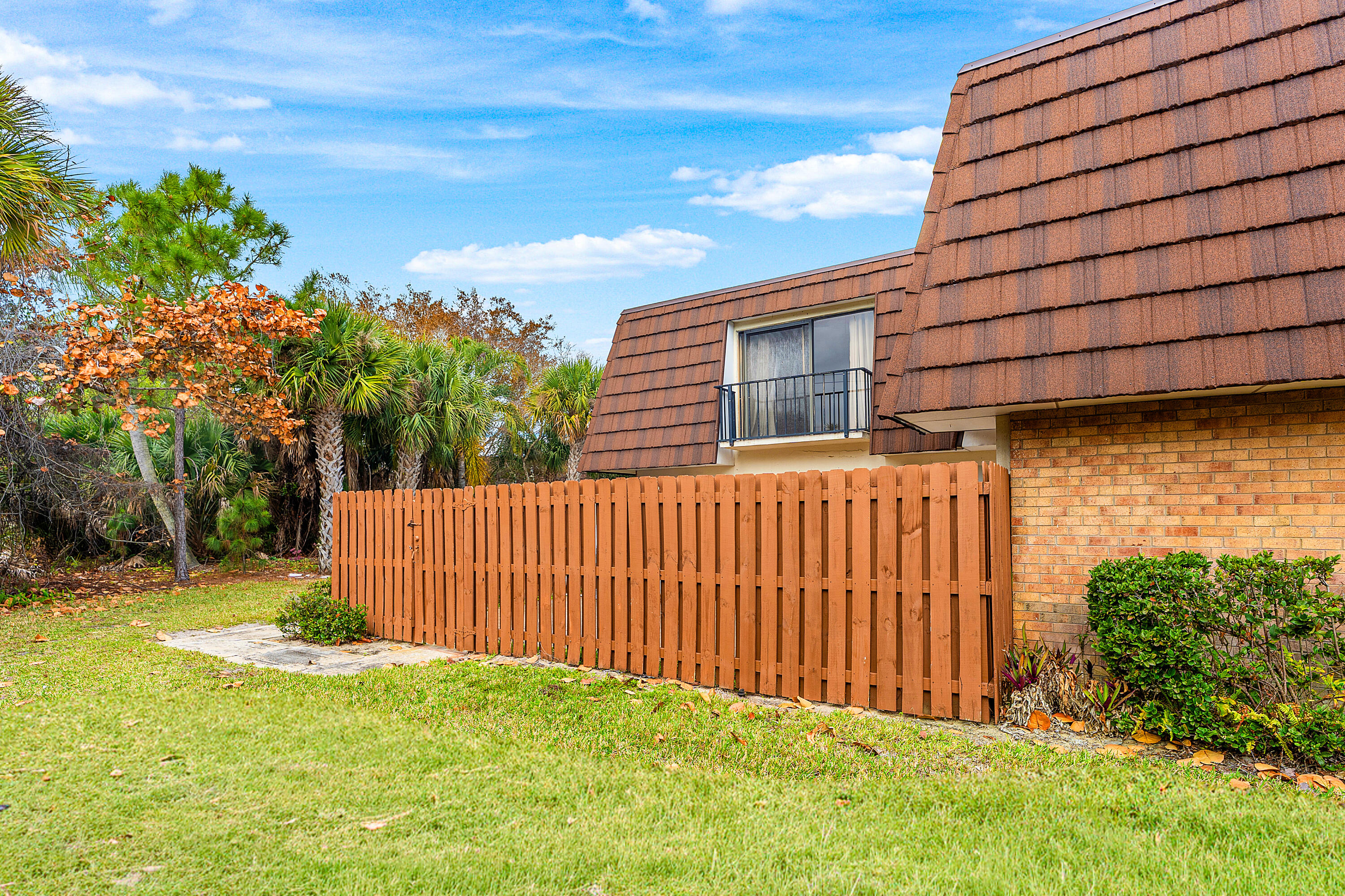 RIVER PINES - Residential