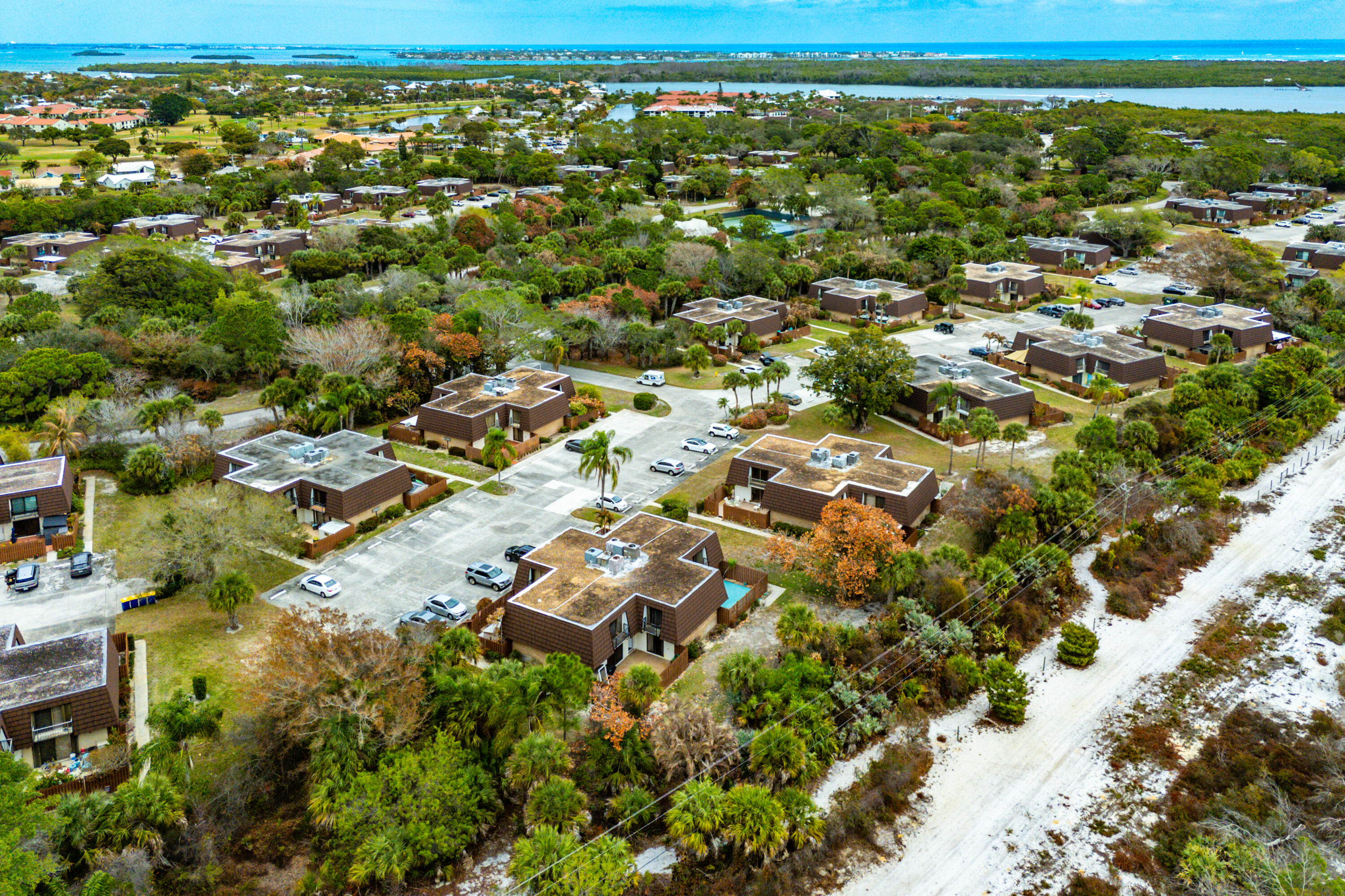 RIVER PINES - Residential