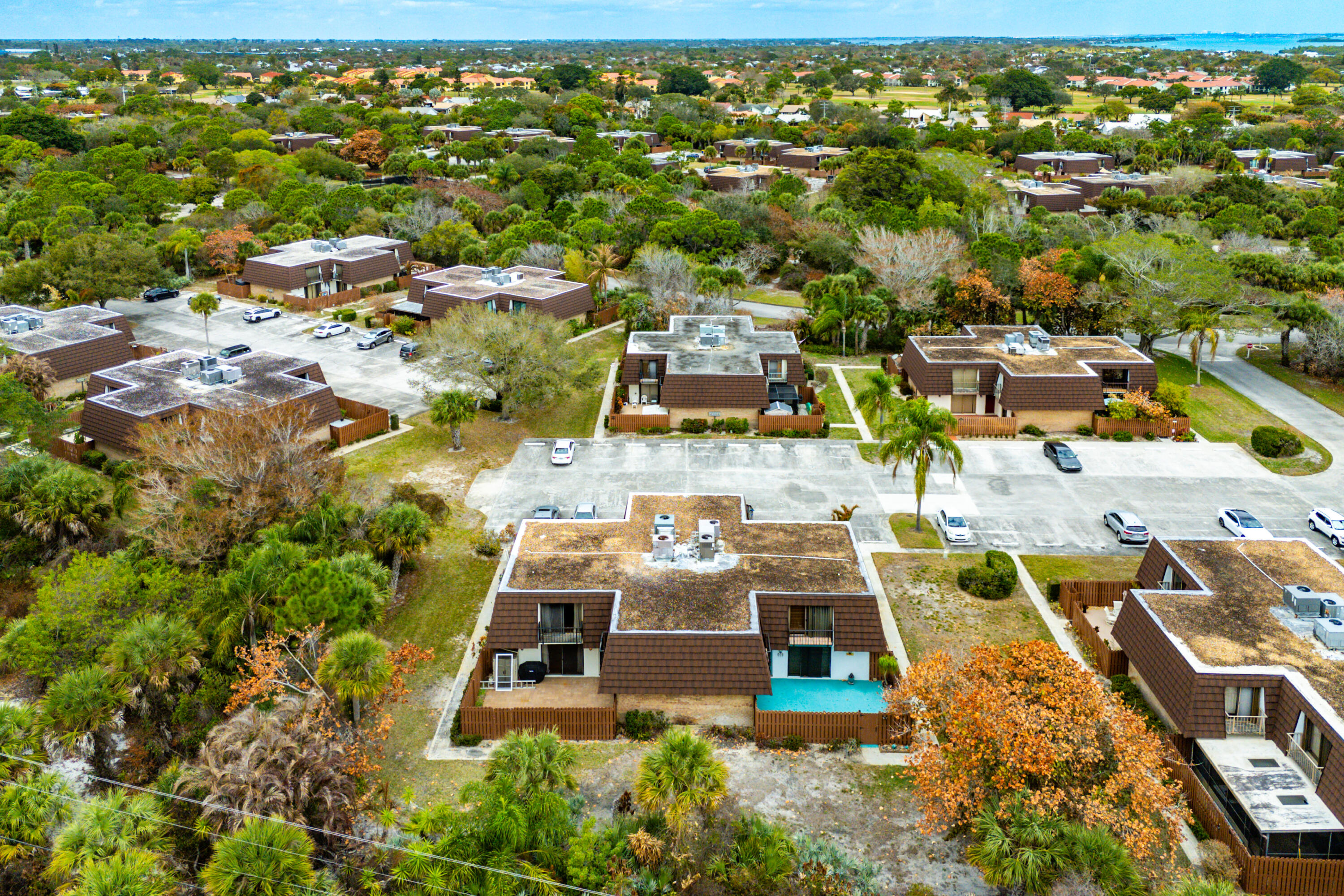 RIVER PINES - Residential
