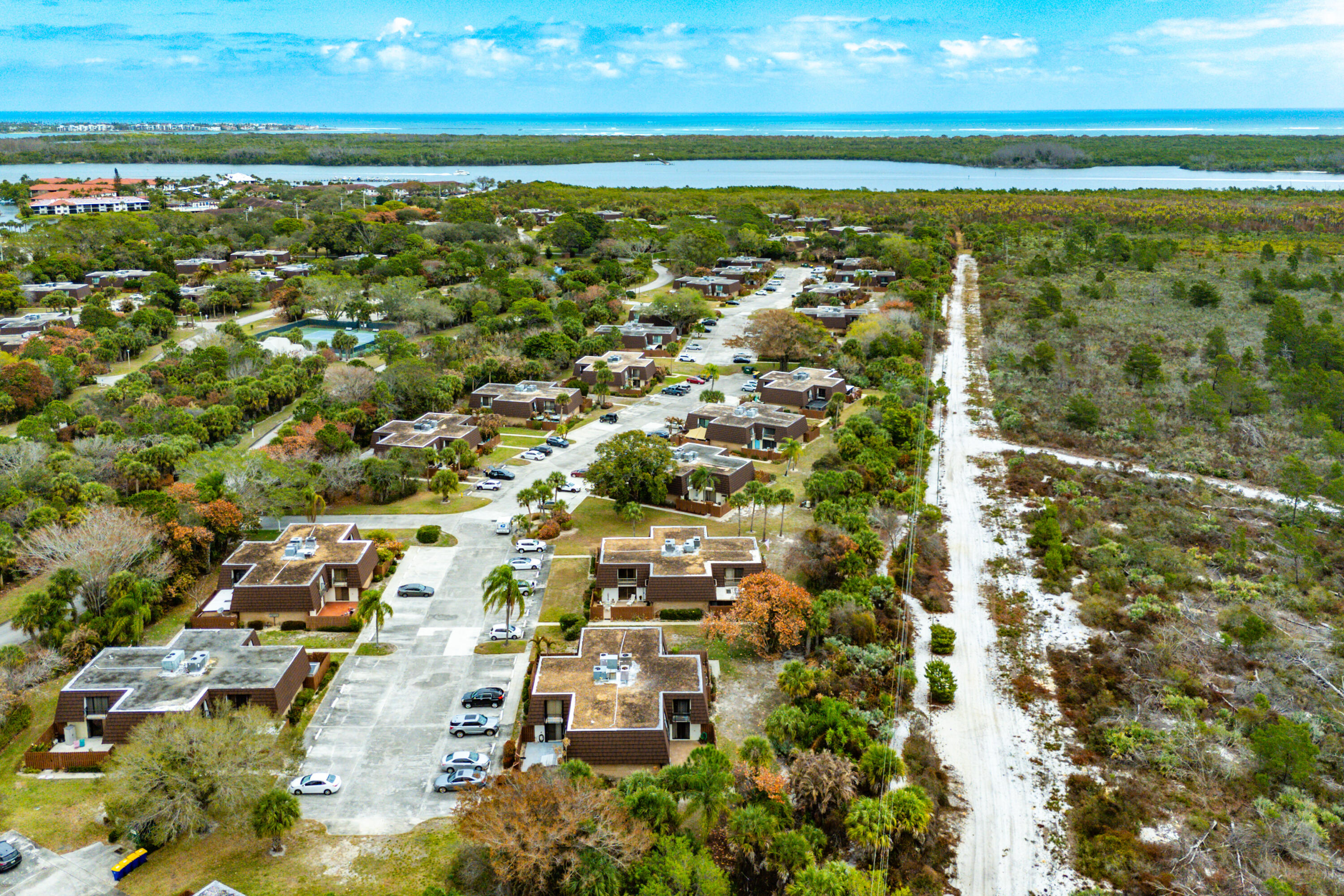RIVER PINES - Residential