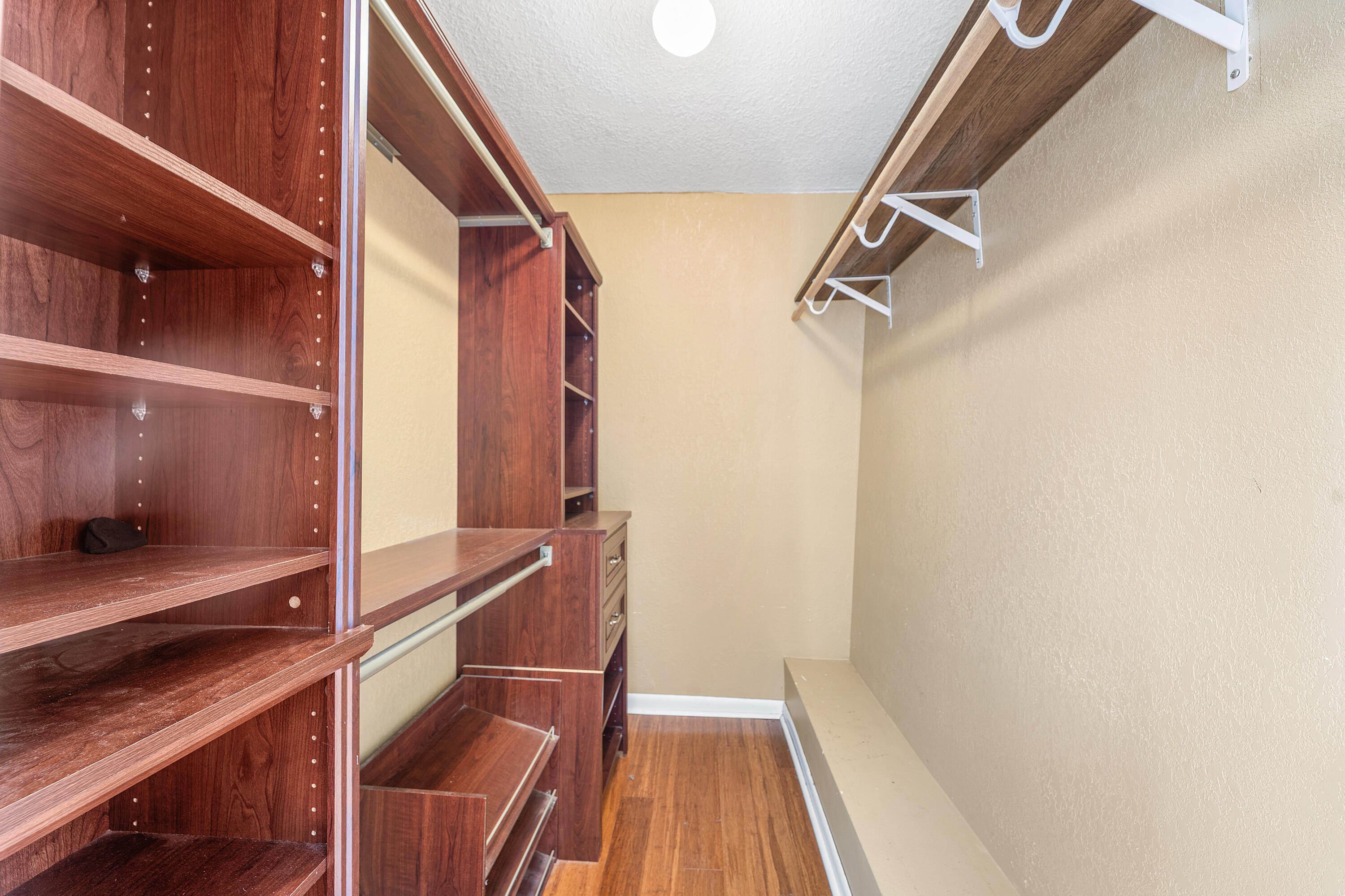 RIVER PINES - Residential