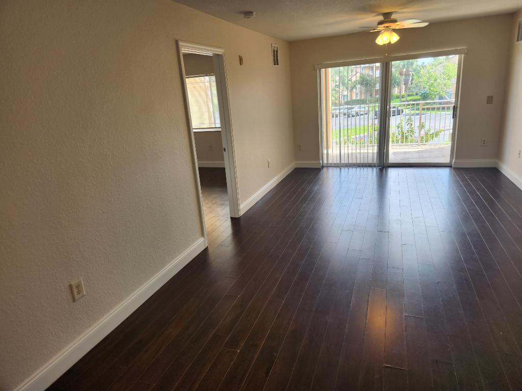 THE CLUB AT ST LUCIE WEST, A CONDOMINIUM - Residential Lease