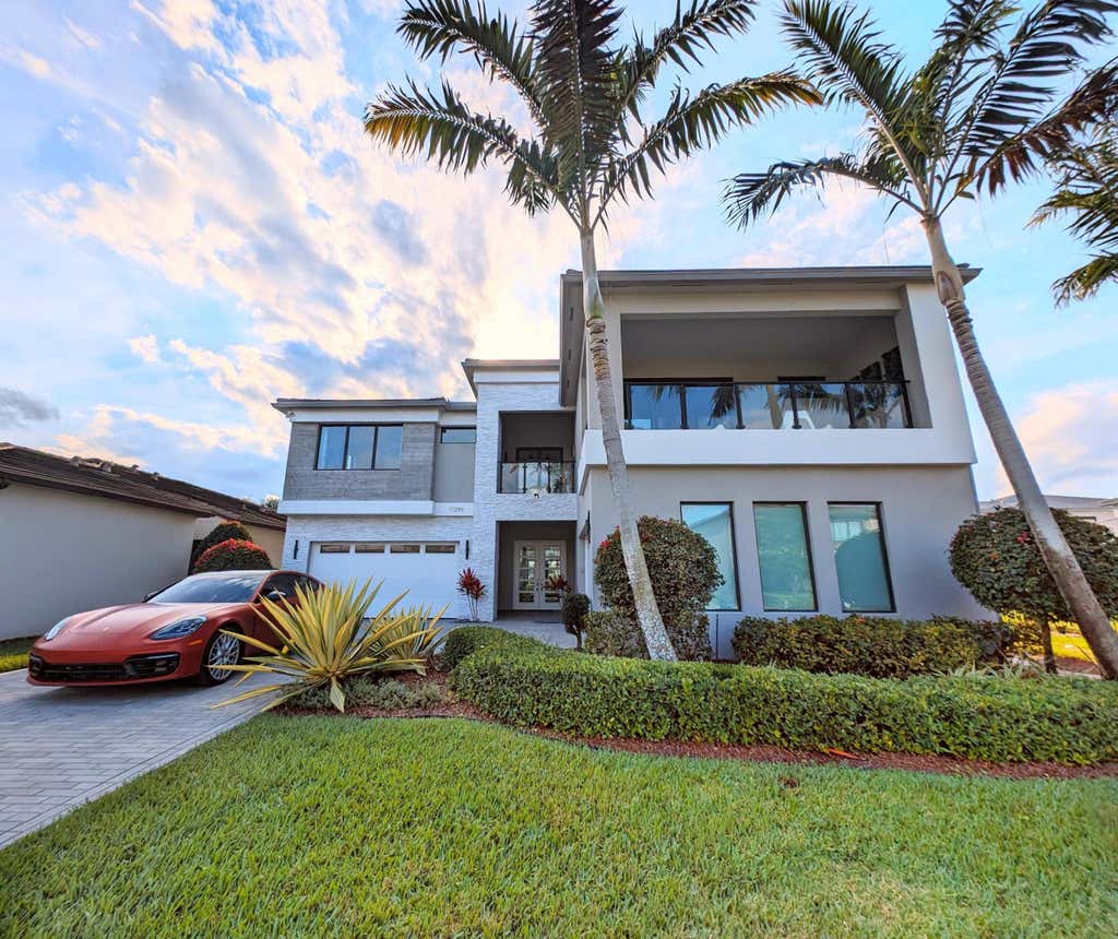 Photo of 17299 Pagoda Palms Drive, Boca Raton, FL 33496 (MLS # R10967548)