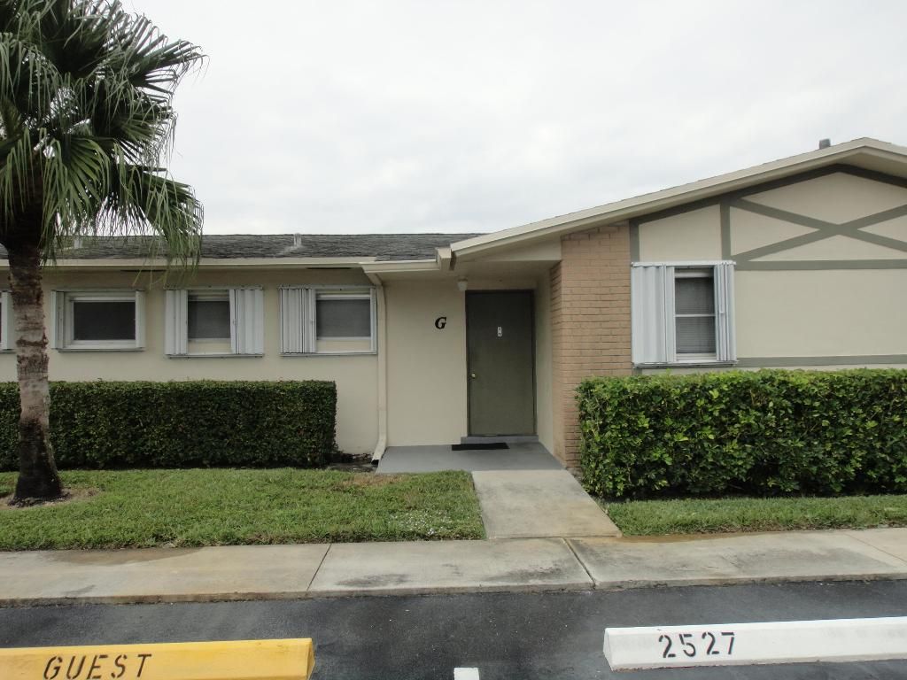 Photo of 2527 W Emory Drive #G, West Palm Beach, FL 33415 (MLS # R11158011)