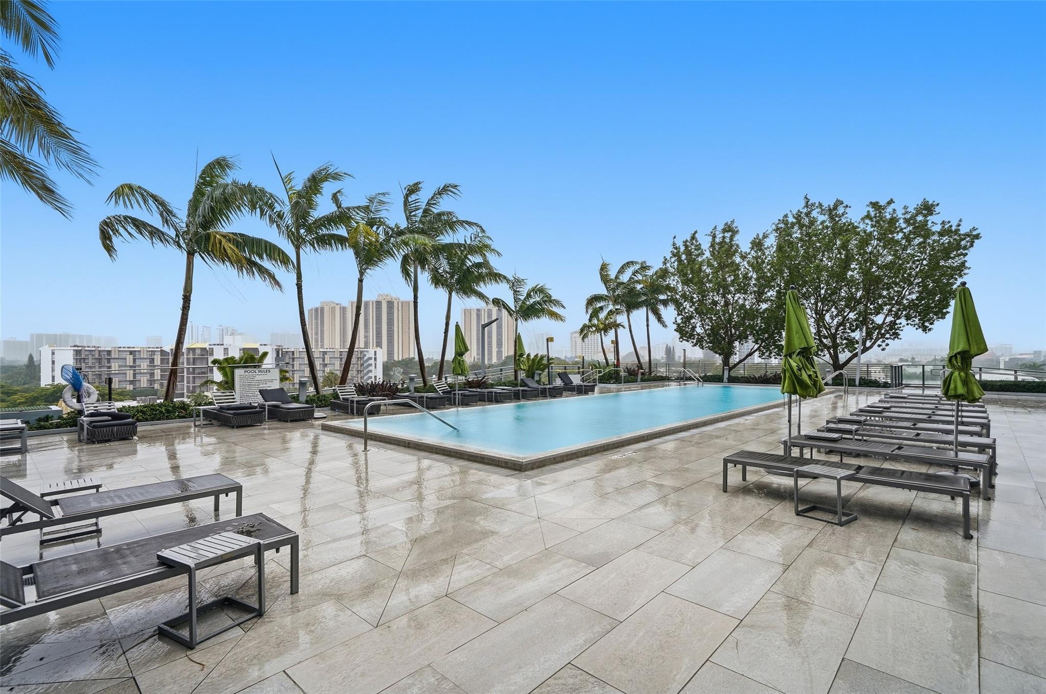 AVENTURA PARKSQUARE RESID - Residential