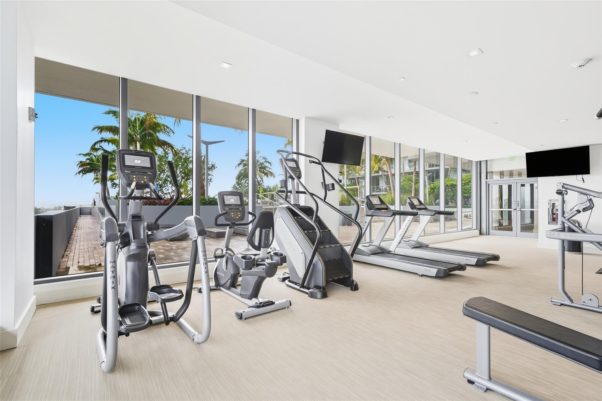 AVENTURA PARKSQUARE RESID - Residential