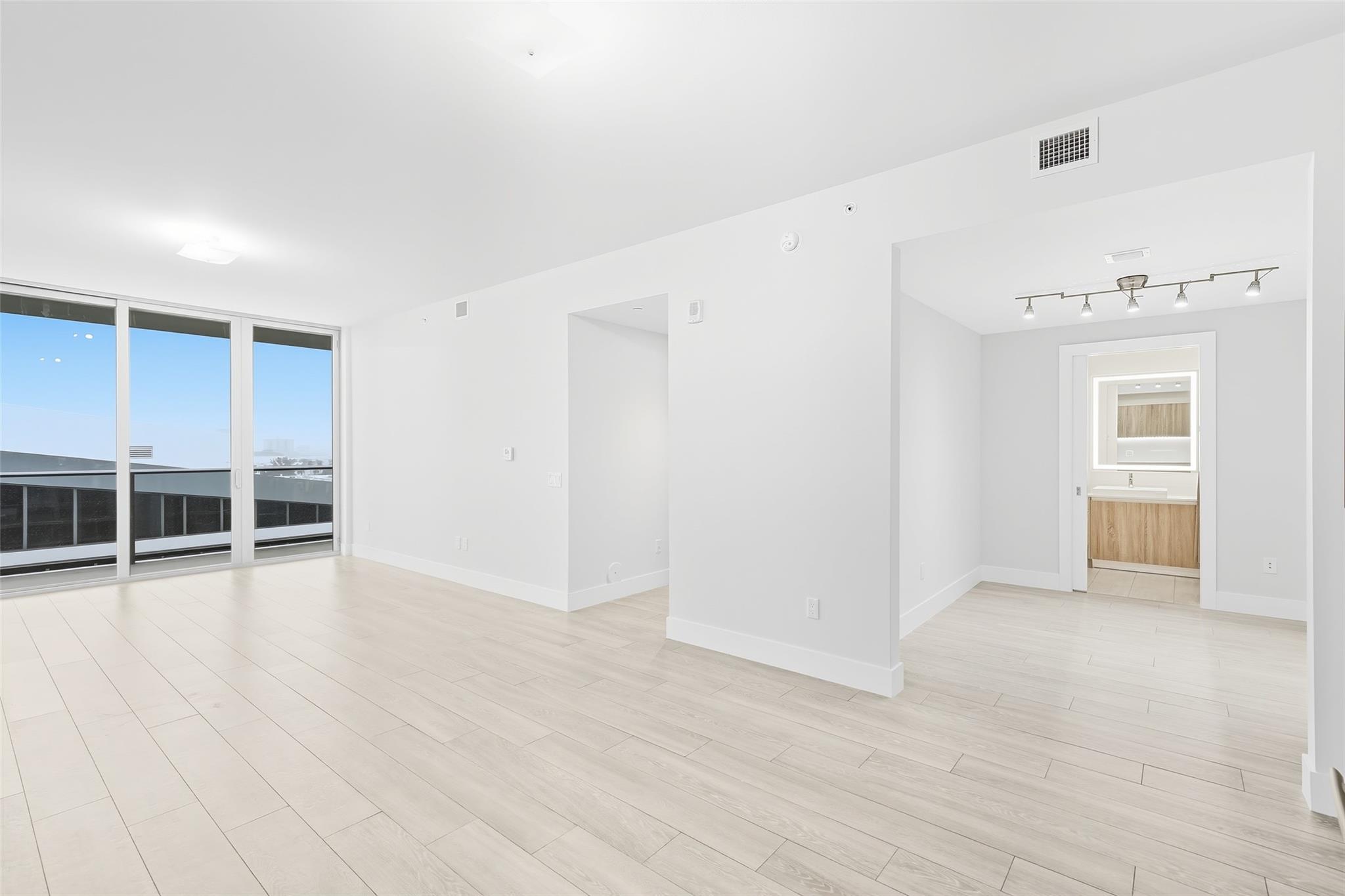 AVENTURA PARKSQUARE RESID - Residential