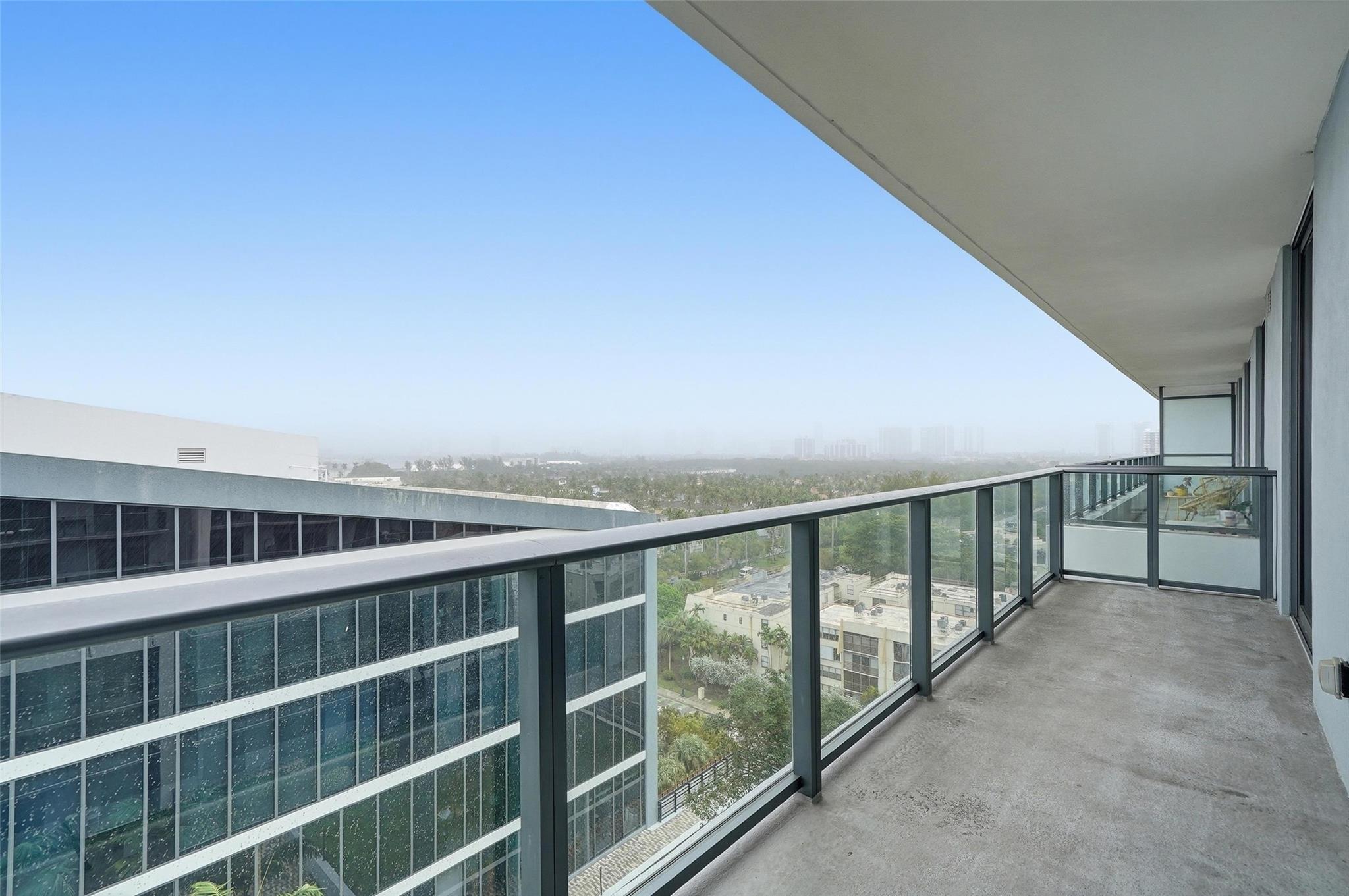 AVENTURA PARKSQUARE RESID - Residential