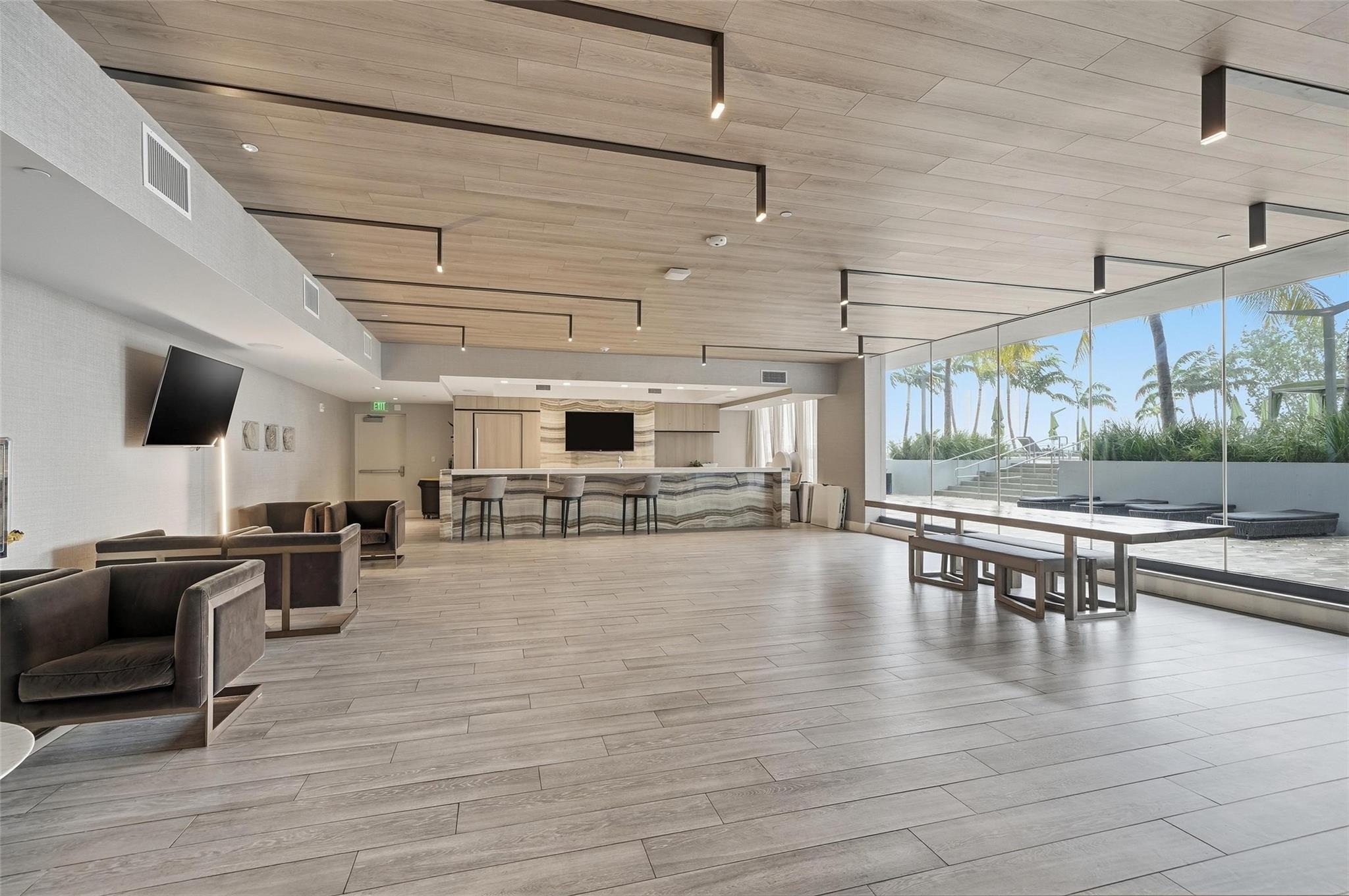 AVENTURA PARKSQUARE RESID - Residential