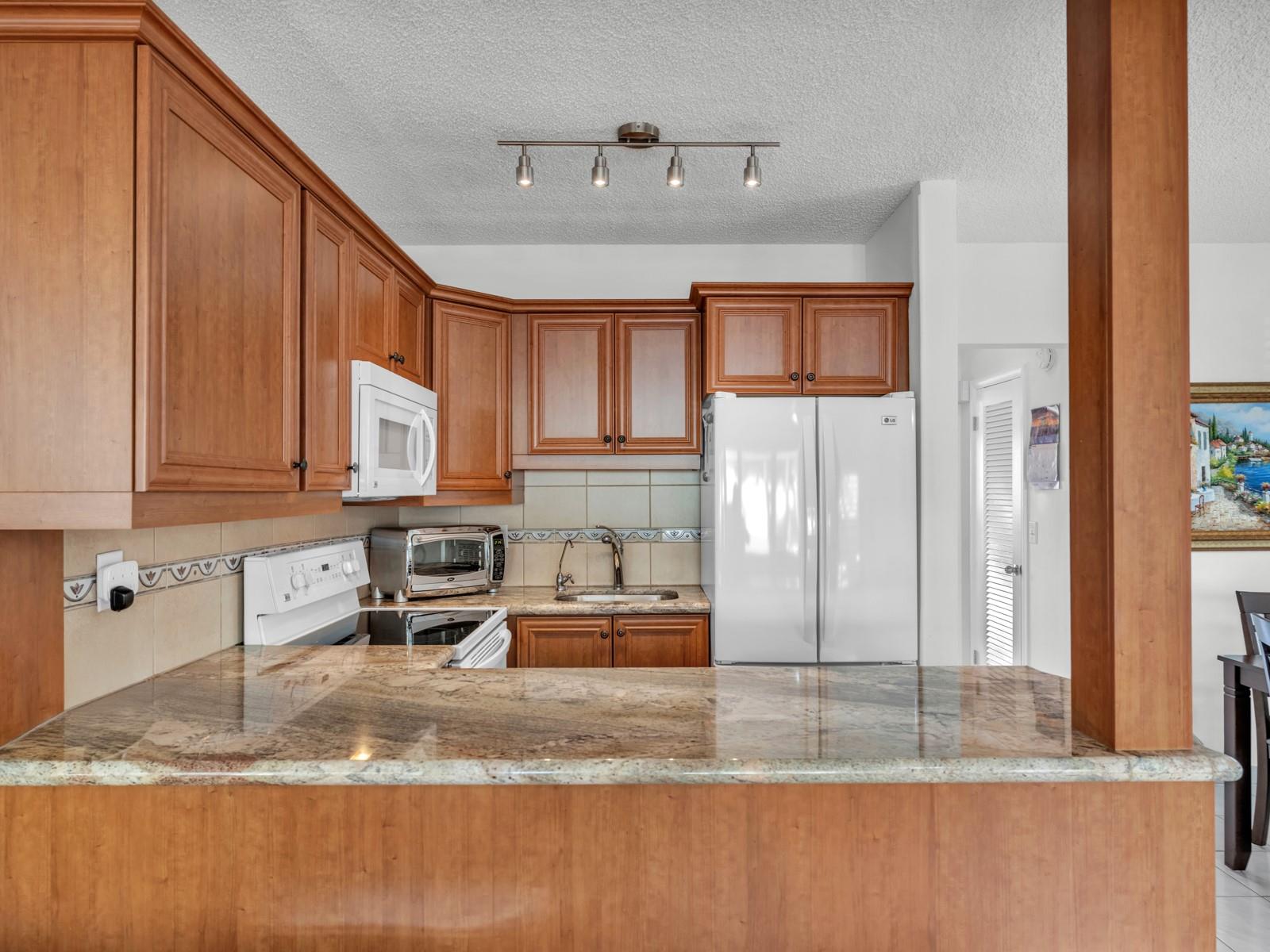 ROLEN LAKE - Residential