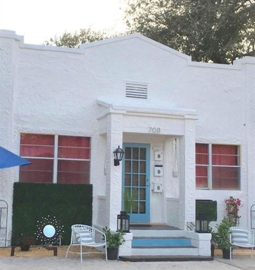 Photo of 708 SE 6 ct, Fort Lauderdale, FL 33301 (MLS # F10279446)