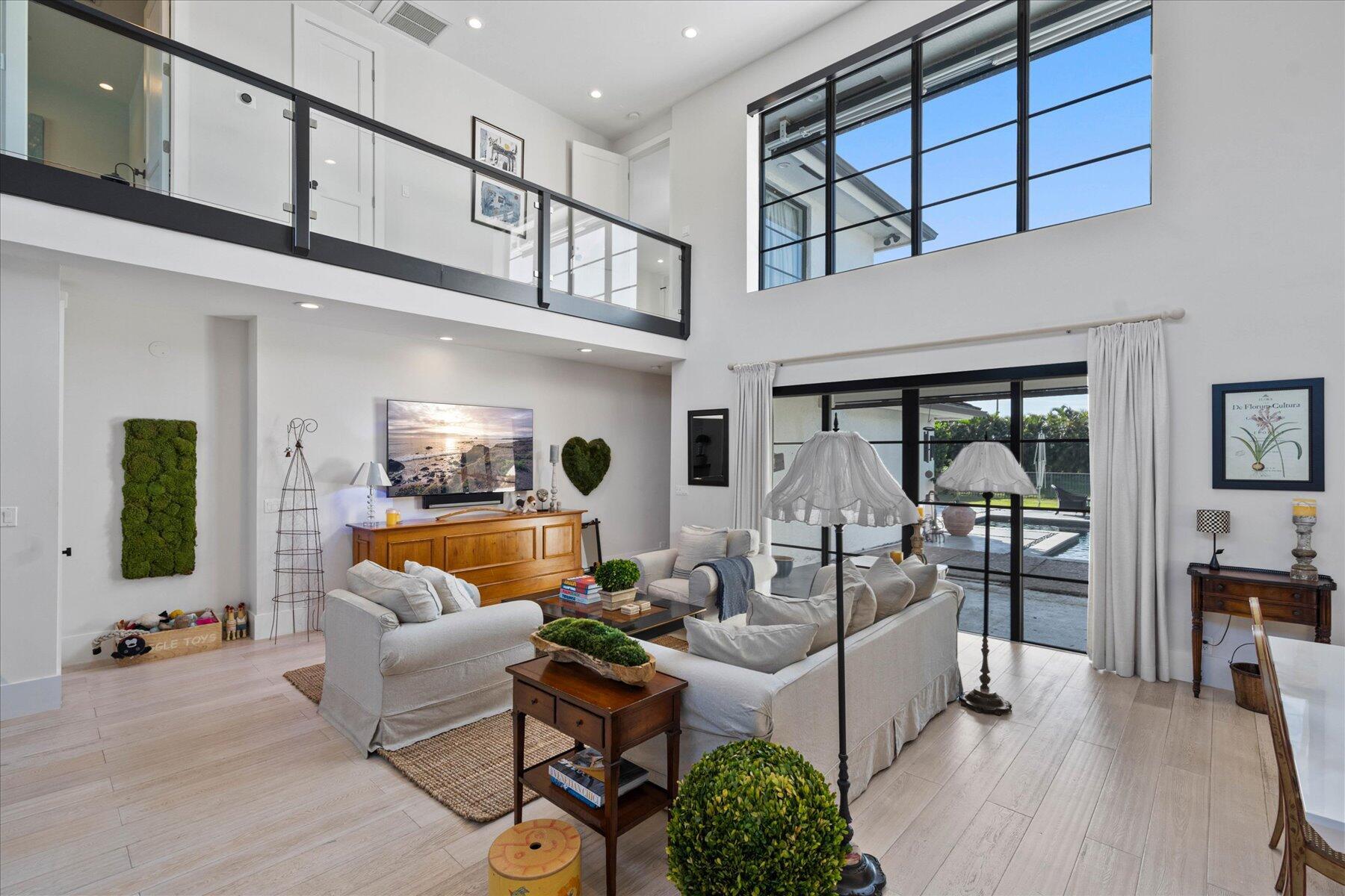 Polo Island Of Palm Beach - Residential