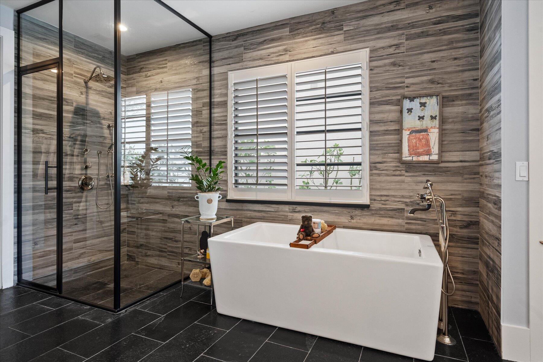 Polo Island Of Palm Beach - Residential