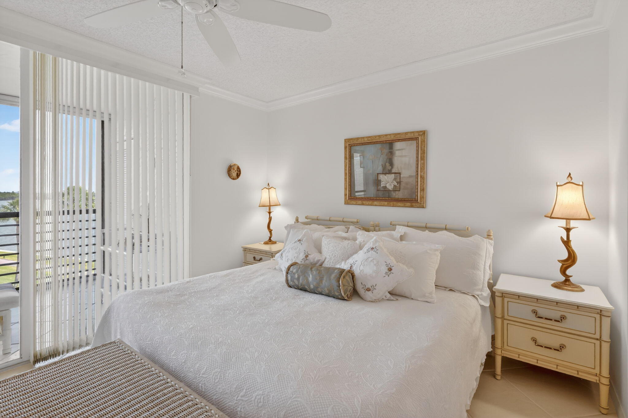 FAIRWINDS COVE CONDO - Residential Lease