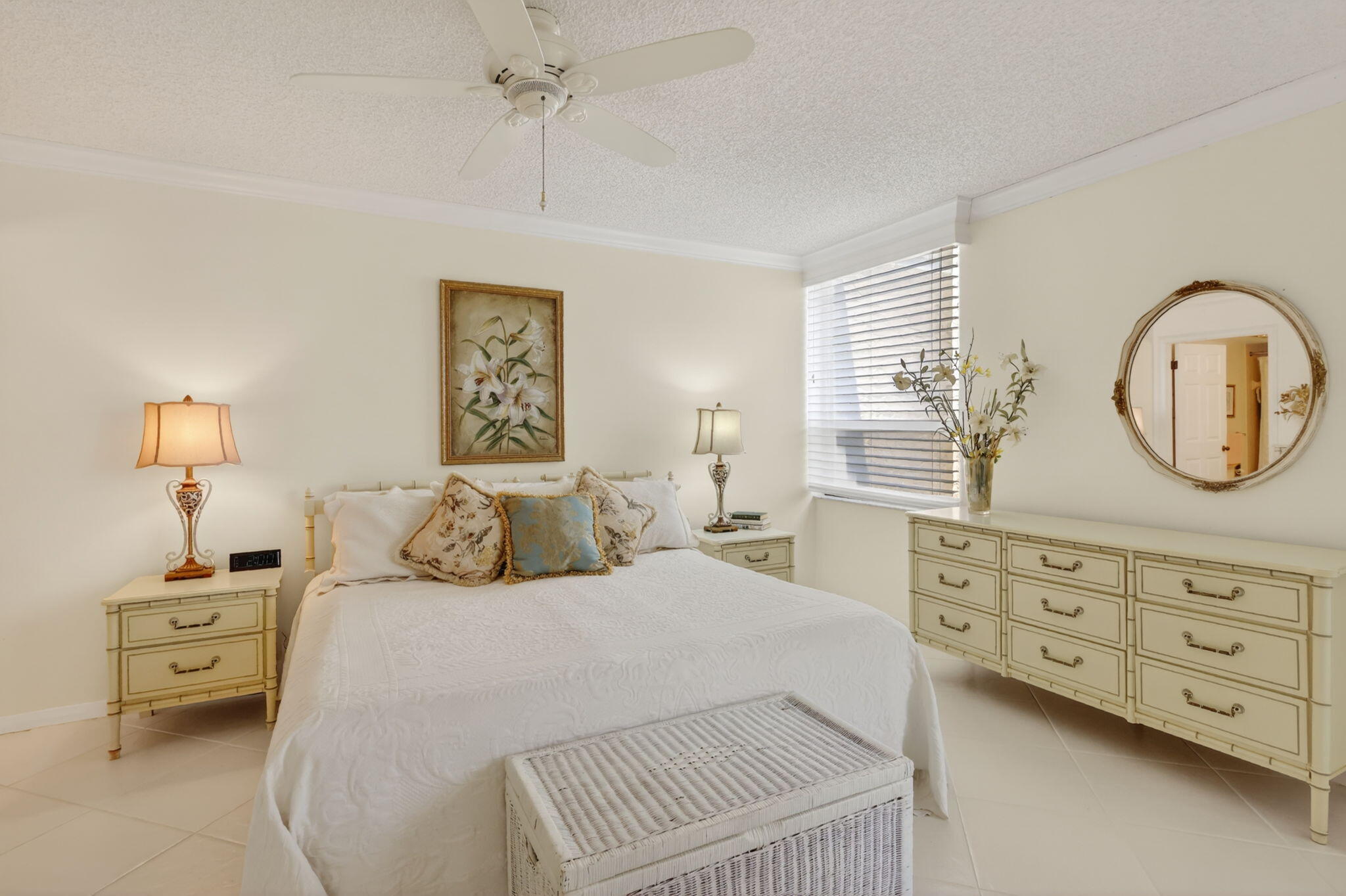 FAIRWINDS COVE CONDO - Residential Lease