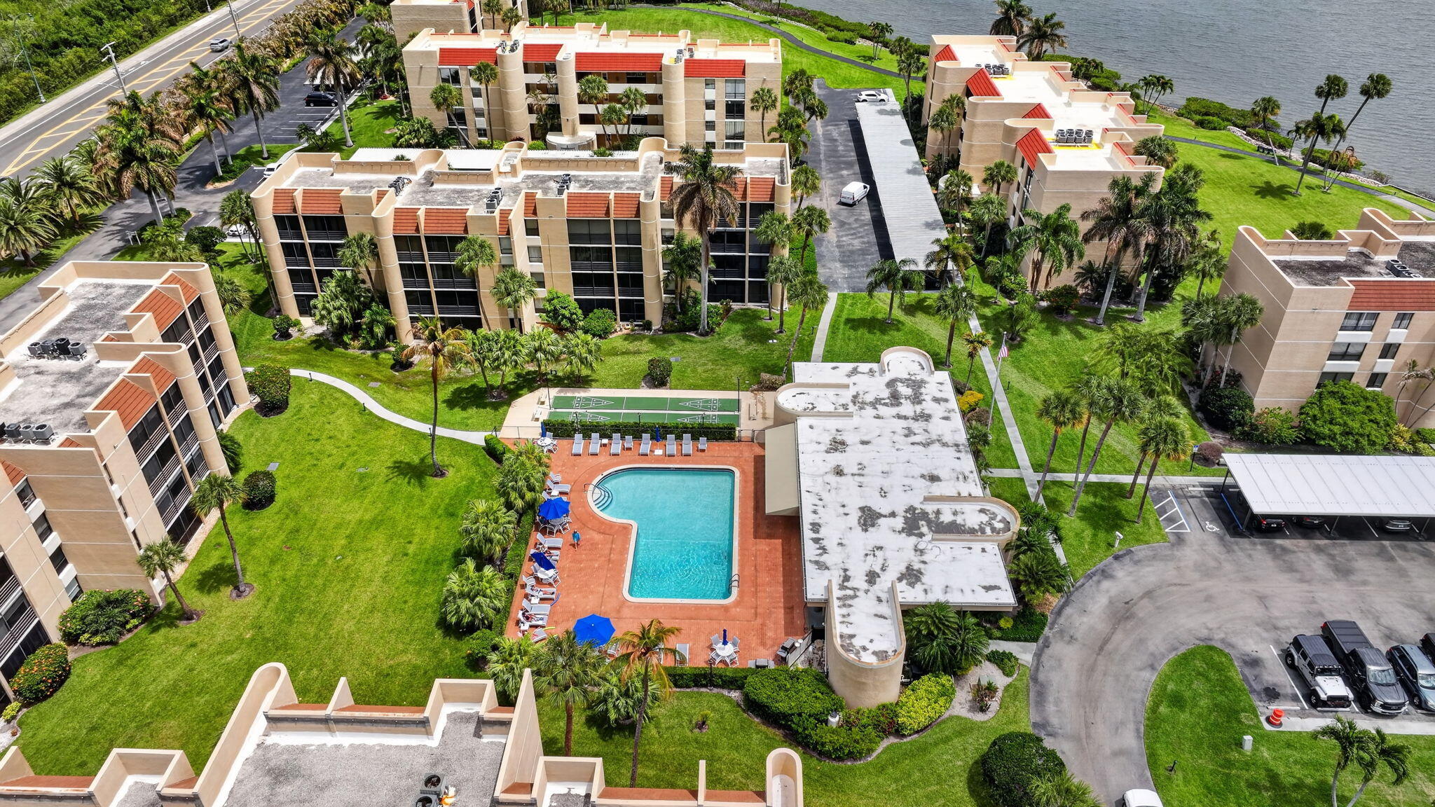 FAIRWINDS COVE CONDO - Residential Lease