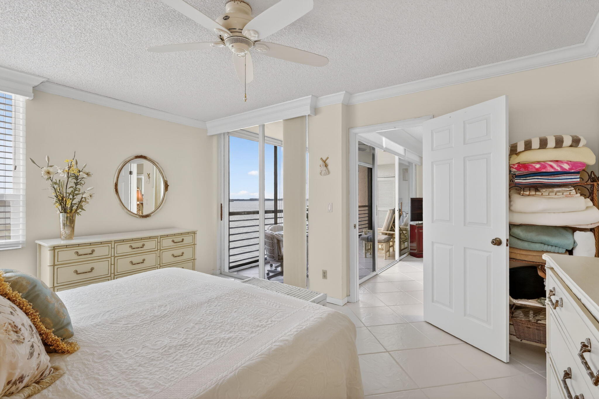 FAIRWINDS COVE CONDO - Residential Lease