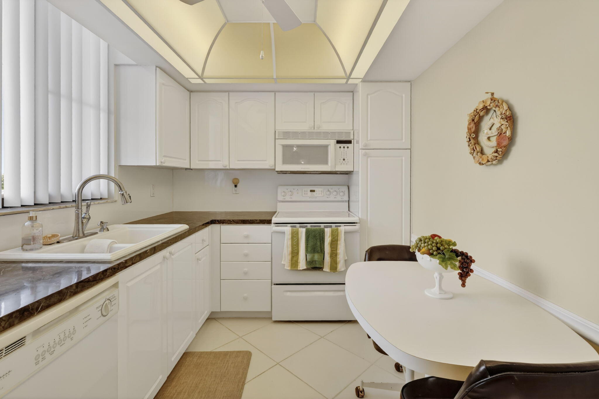 FAIRWINDS COVE CONDO - Residential Lease