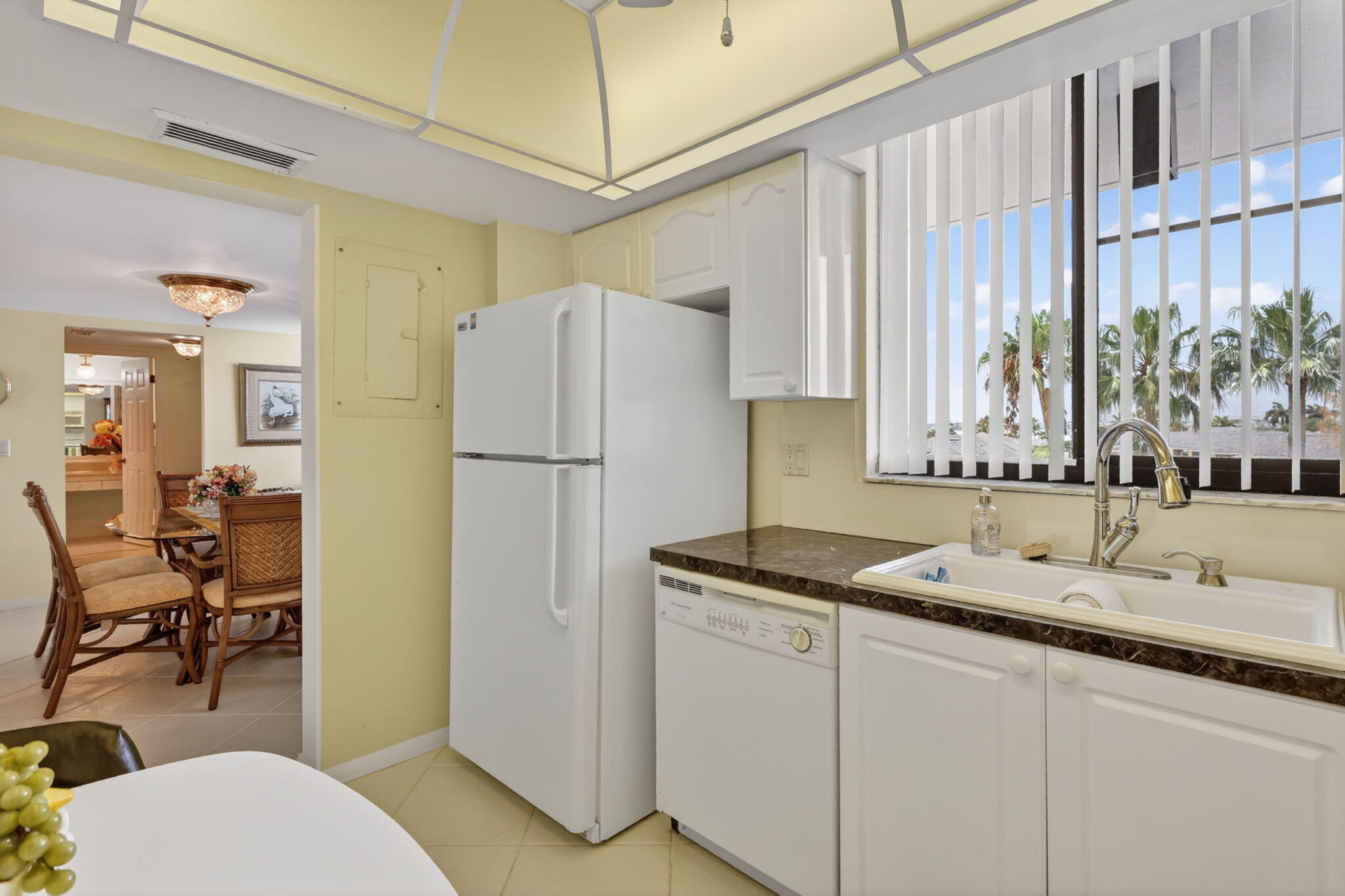 FAIRWINDS COVE CONDO - Residential Lease