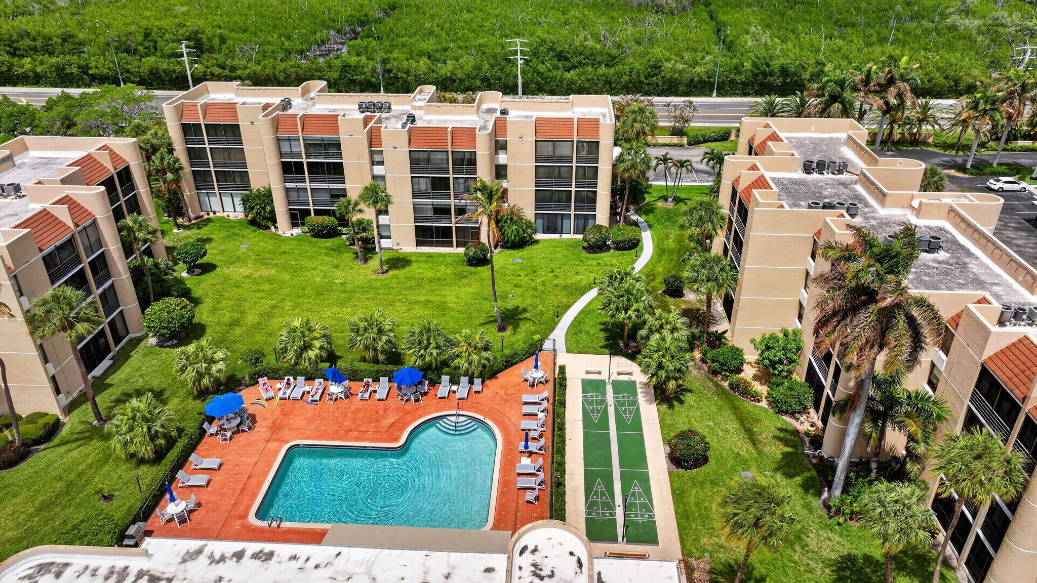 FAIRWINDS COVE CONDO - Residential Lease