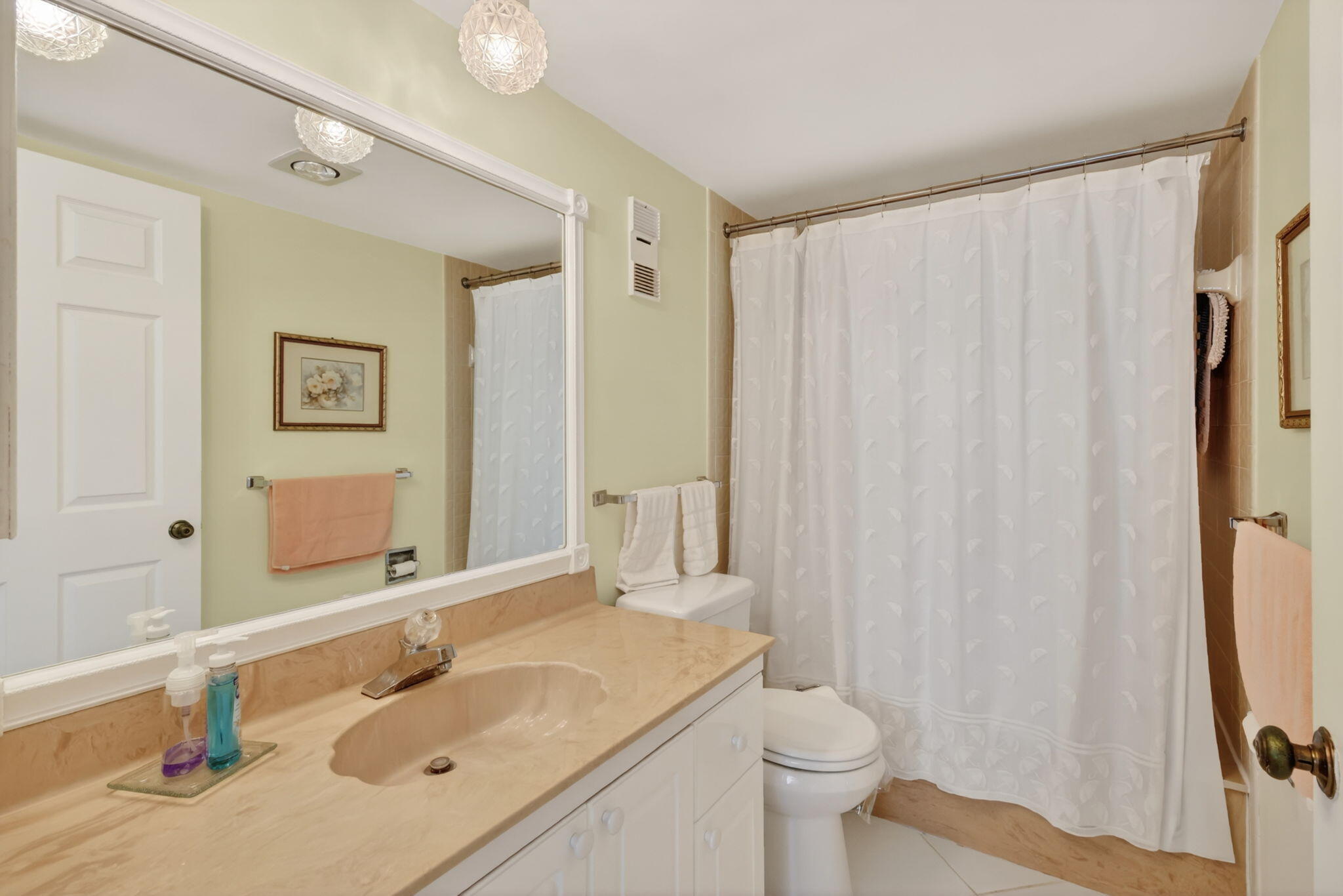 FAIRWINDS COVE CONDO - Residential Lease