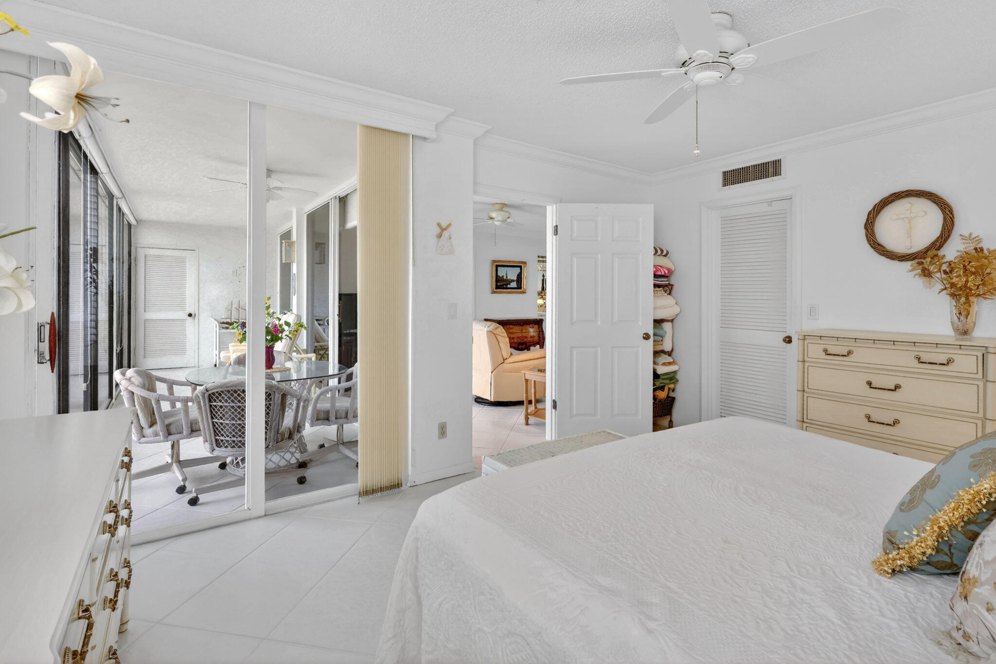 FAIRWINDS COVE CONDO - Residential Lease