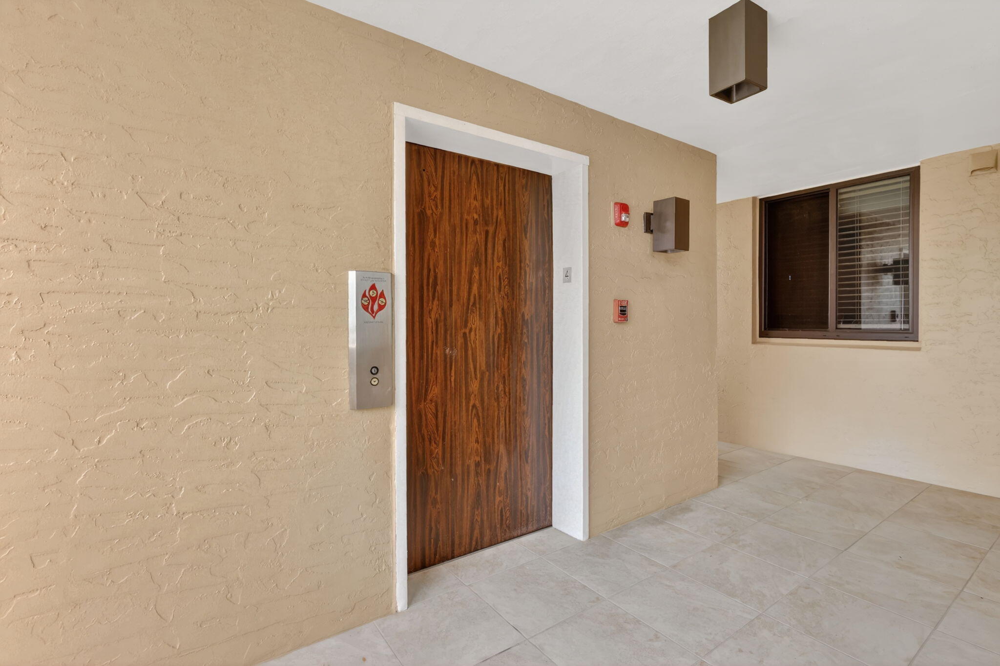 FAIRWINDS COVE CONDO - Residential Lease