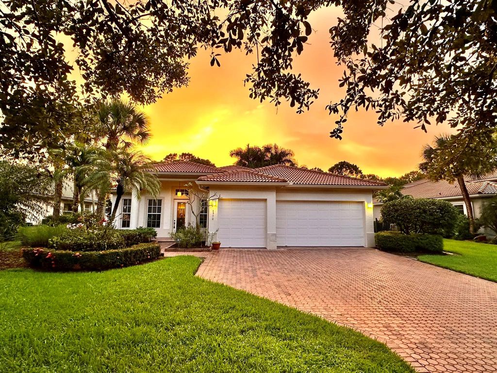 Photo of 4570 SW Hammock Creek Drive, Palm City, FL 34990 (MLS # R10914381)