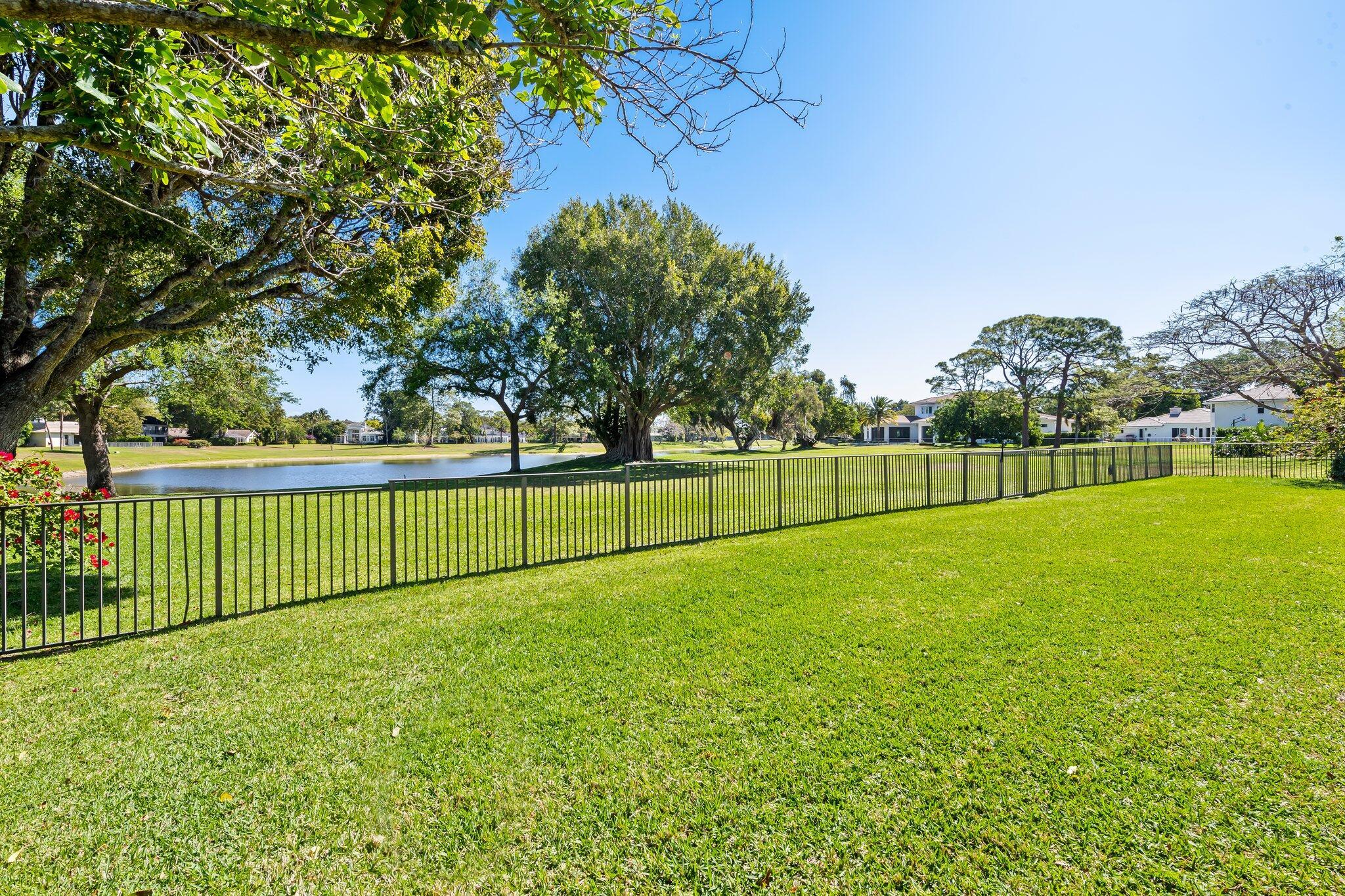 BOCA RATON BATH & TENNIS - Residential