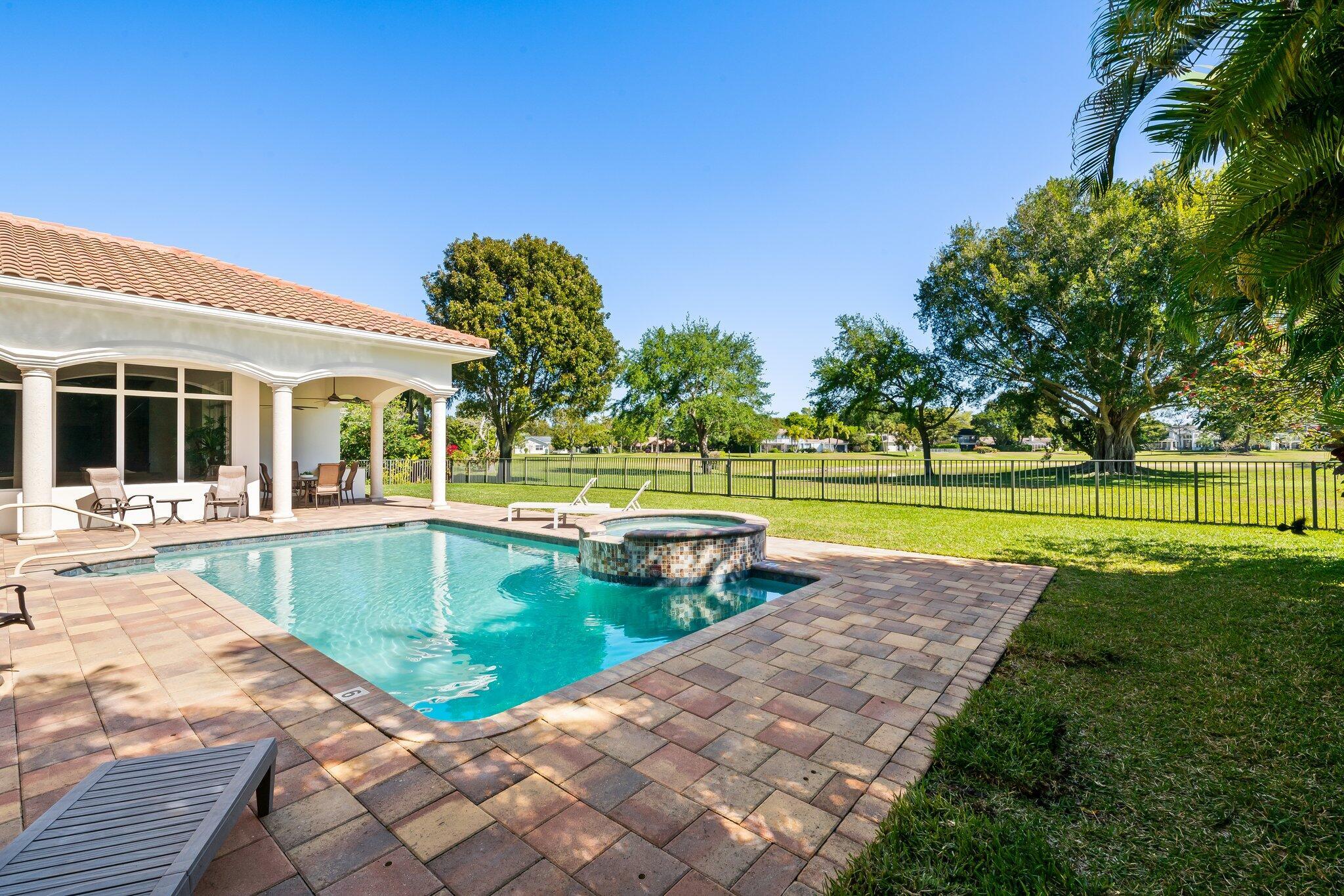 BOCA RATON BATH & TENNIS - Residential