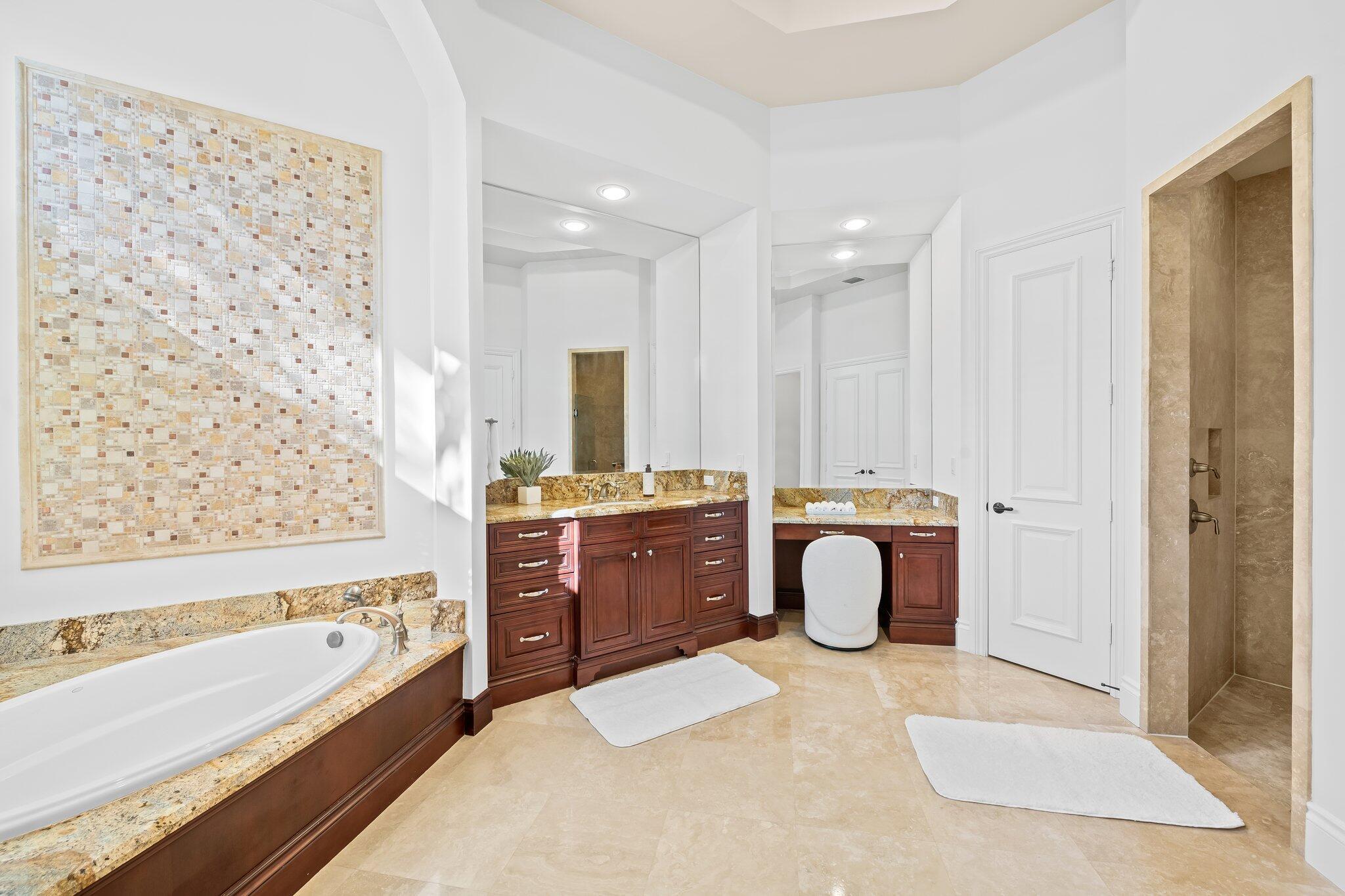 BOCA RATON BATH & TENNIS - Residential