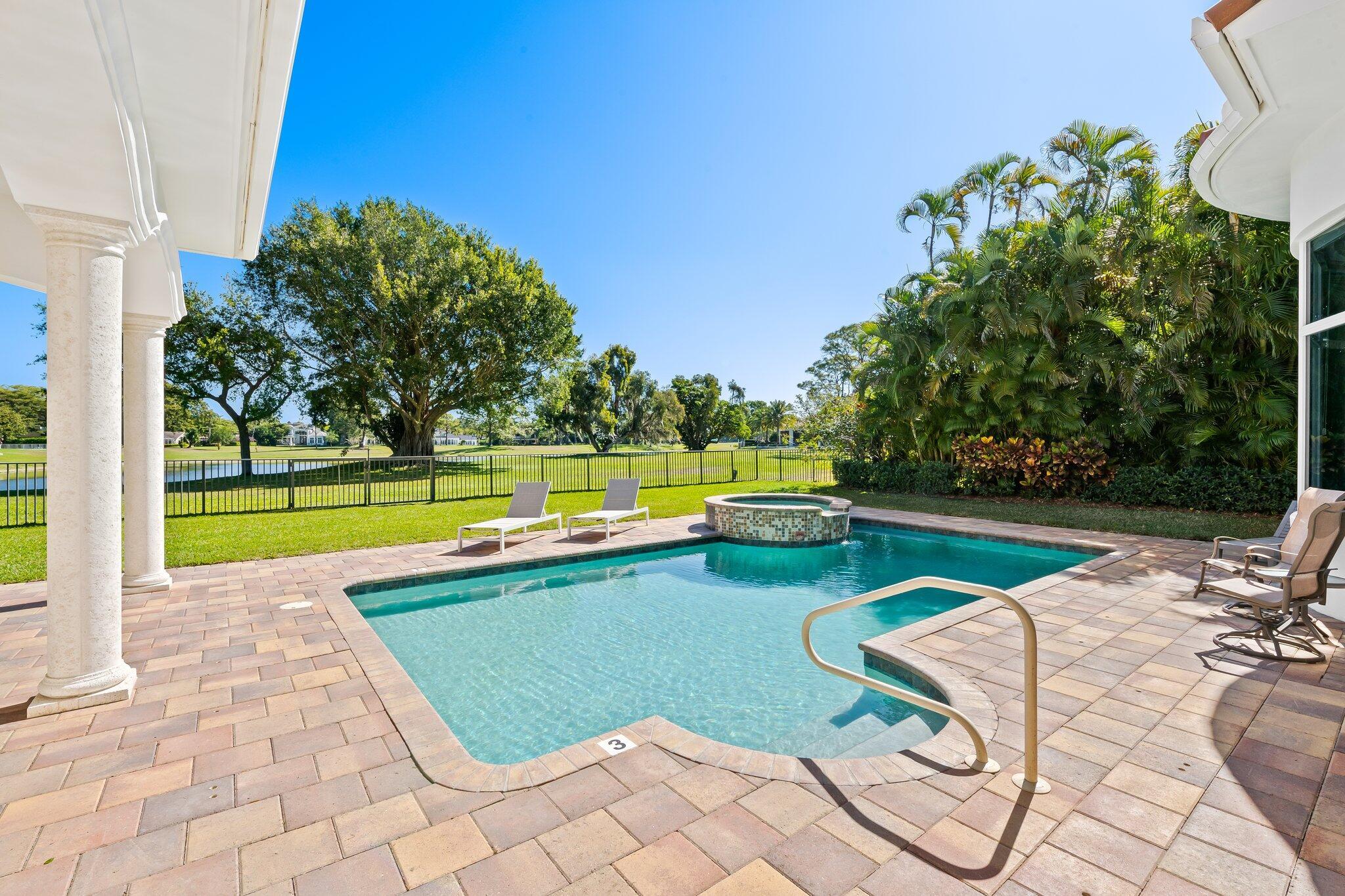 BOCA RATON BATH & TENNIS - Residential