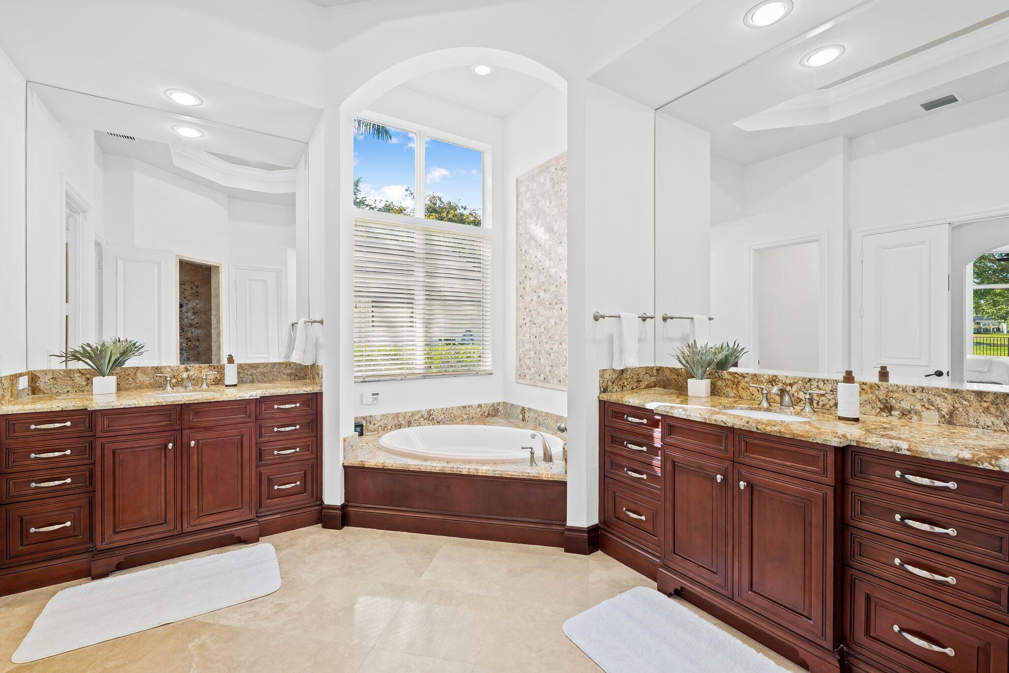 BOCA RATON BATH & TENNIS - Residential