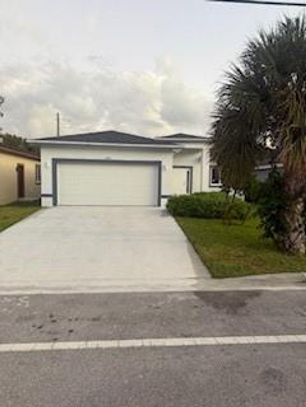 Photo of 2987 NW 9th St, Fort Lauderdale, FL 33311 (MLS # F10538256)