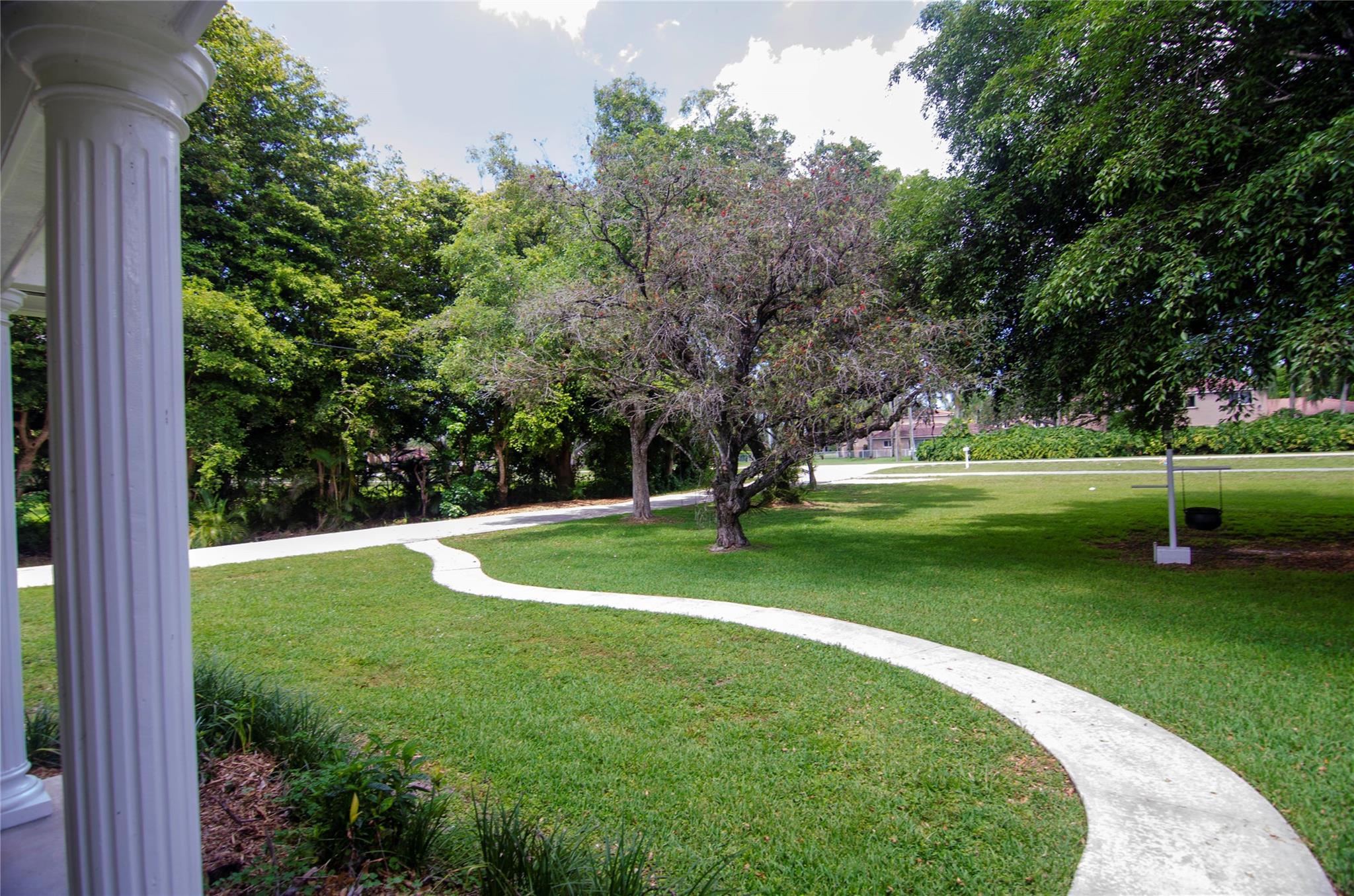 FLA FRUIT LANDS CO - Residential