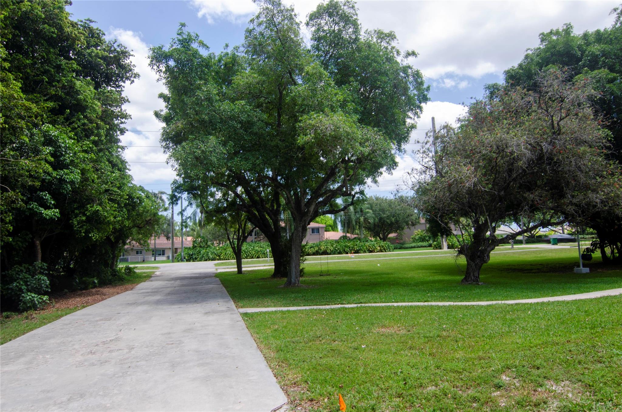 FLA FRUIT LANDS CO - Residential