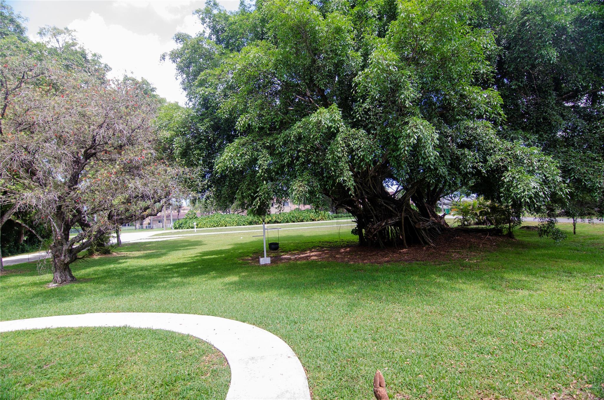 FLA FRUIT LANDS CO - Residential