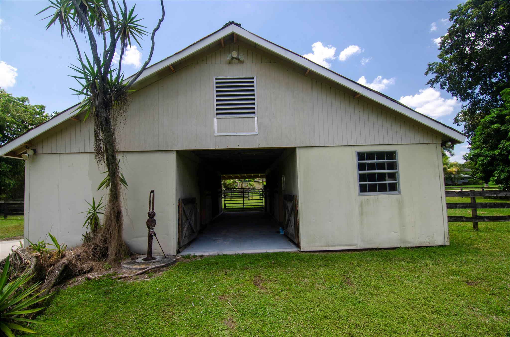 FLA FRUIT LANDS CO - Residential