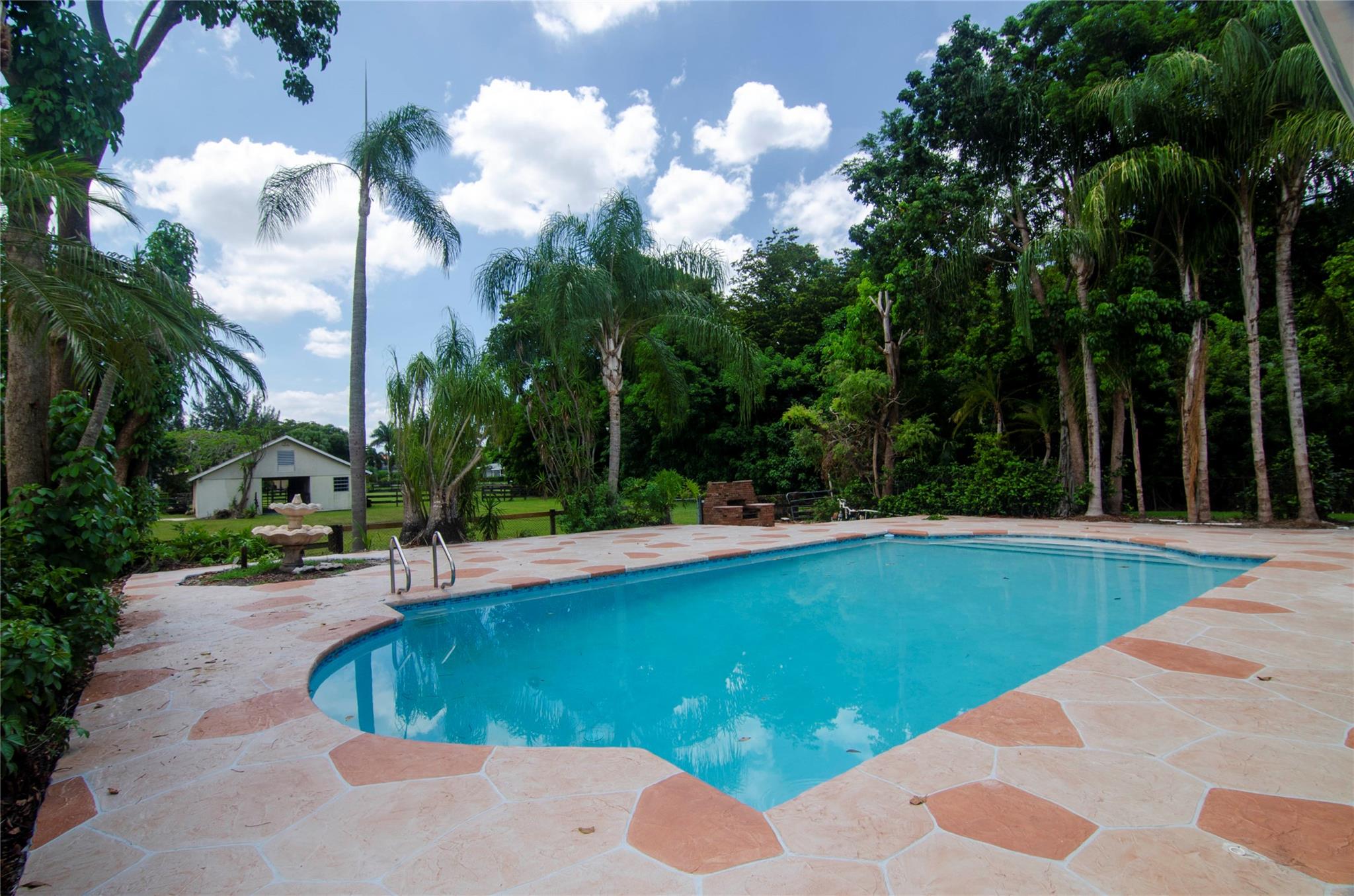 FLA FRUIT LANDS CO - Residential
