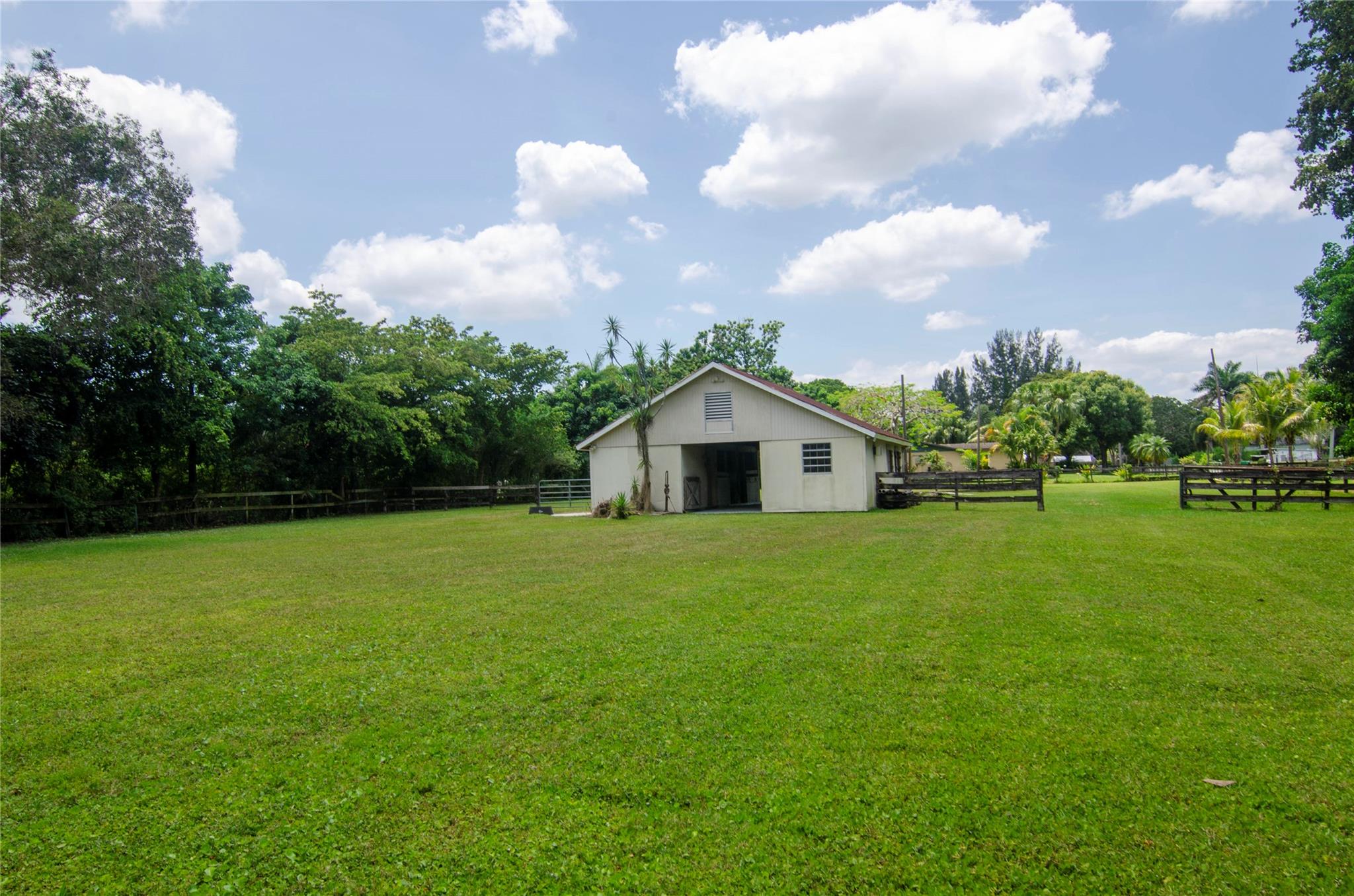 FLA FRUIT LANDS CO - Residential