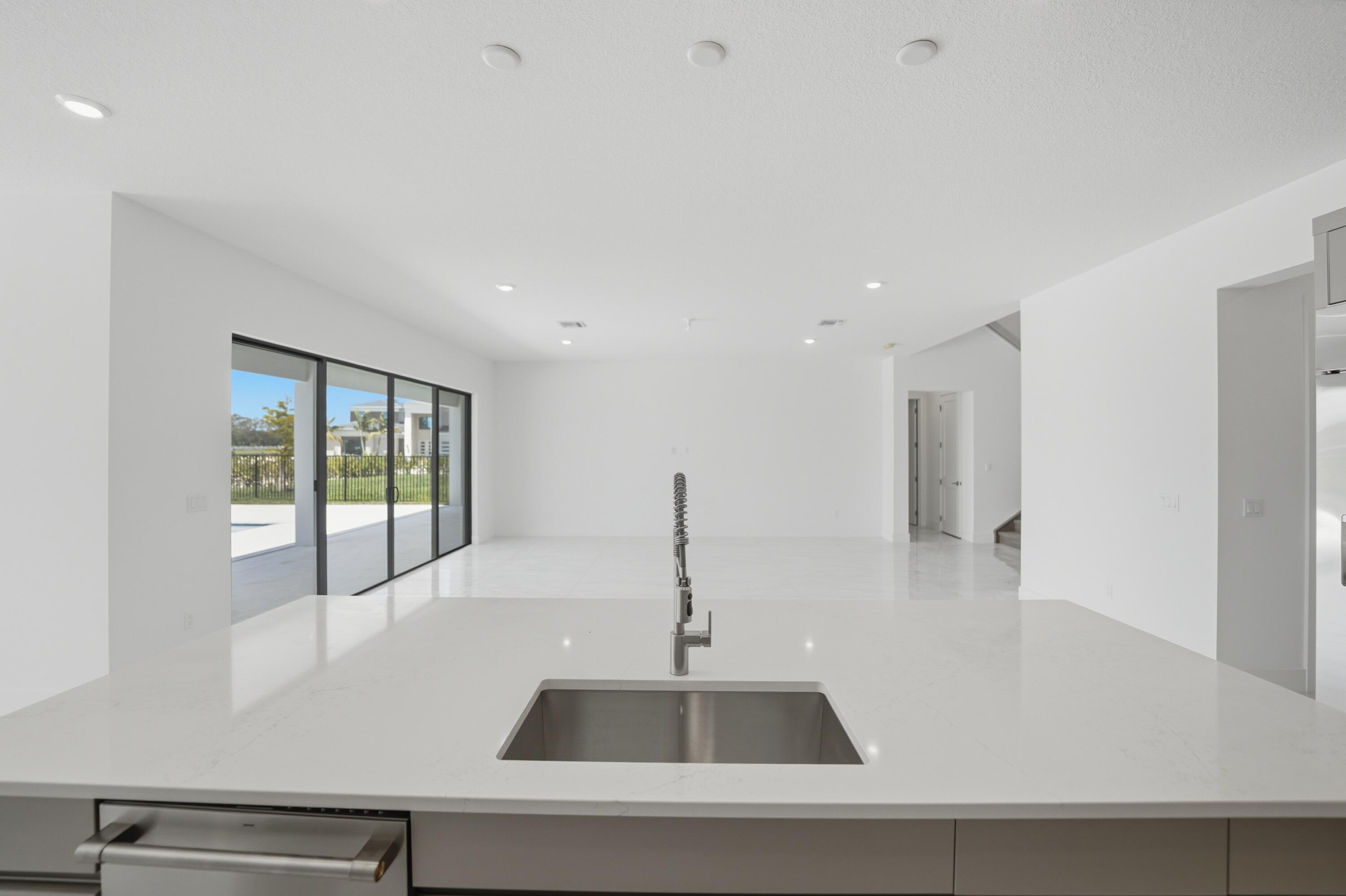 WHITMORE ESTATES - Residential