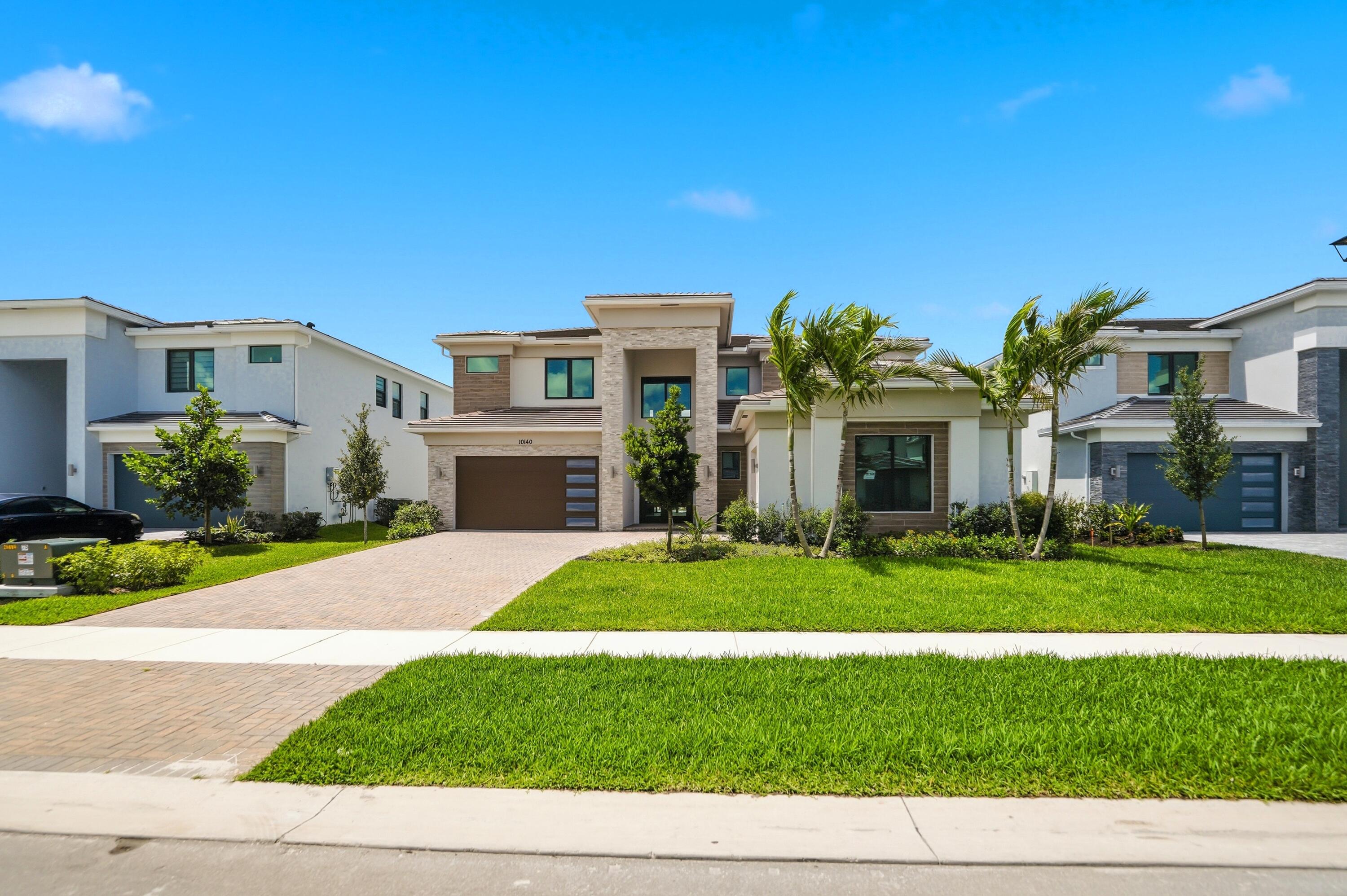 WHITMORE ESTATES - Residential