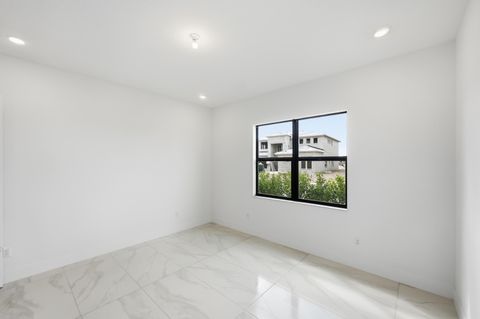 Tiny photo for 10140 Royal Ascot Avenue, Lake Worth, FL 33449 (MLS # R11161032)