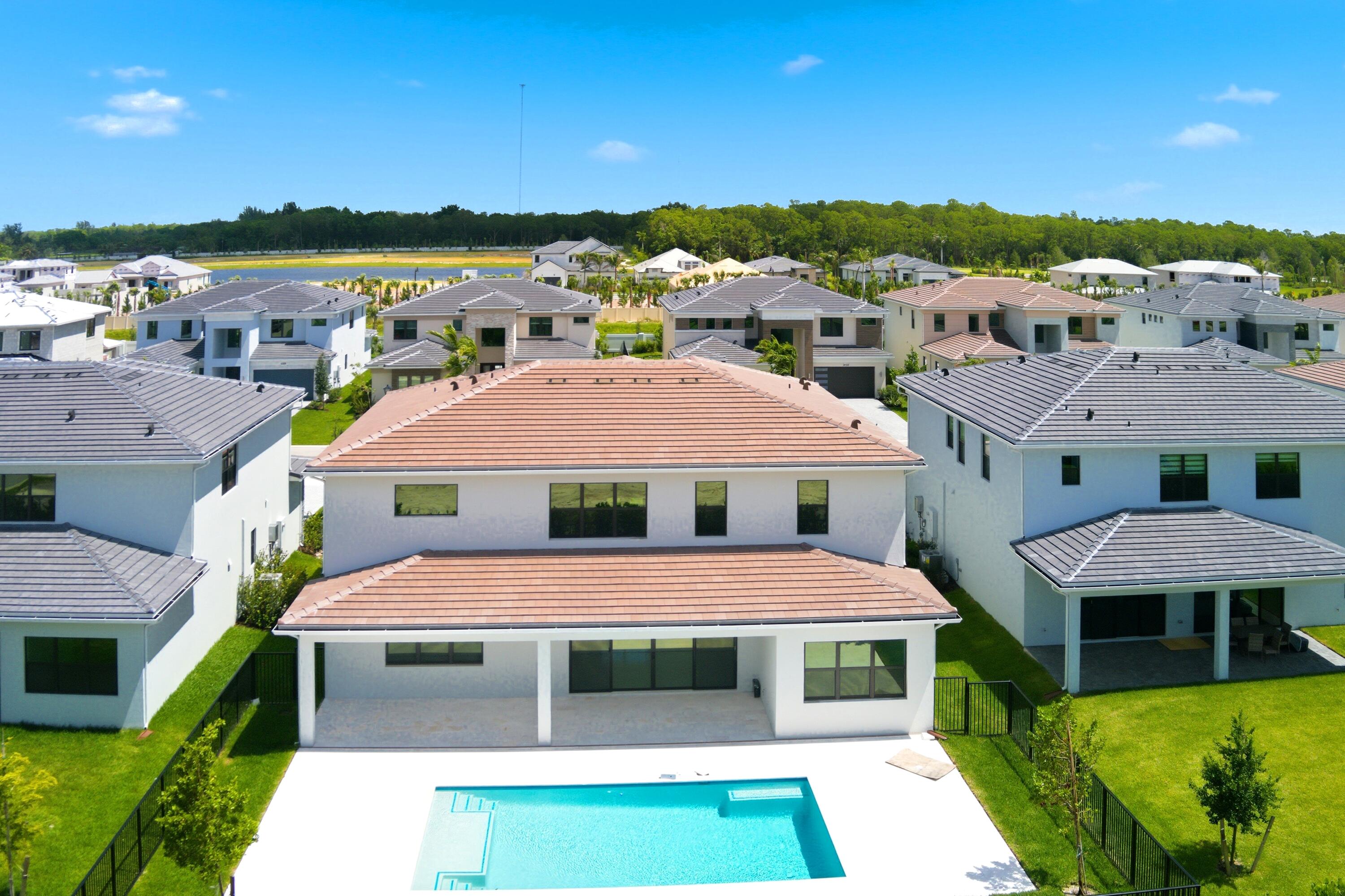 WHITMORE ESTATES - Residential