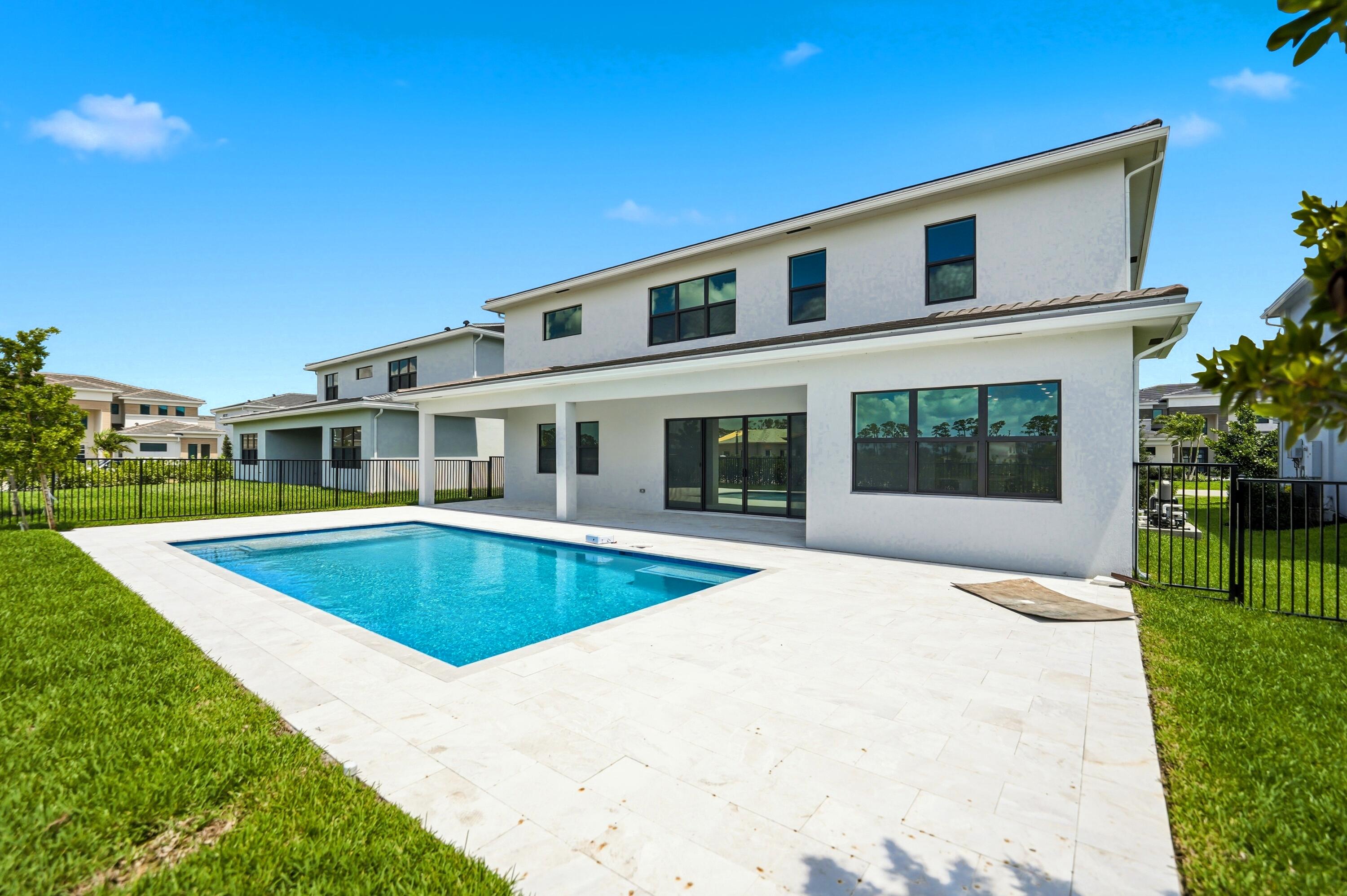 WHITMORE ESTATES - Residential