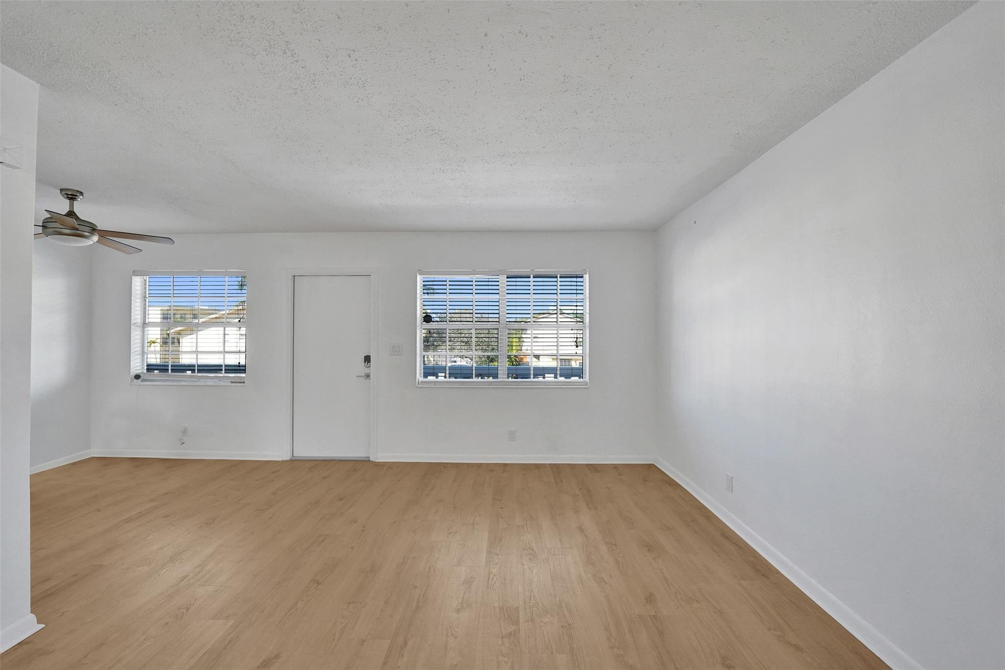 3220 NE 10th Street 13