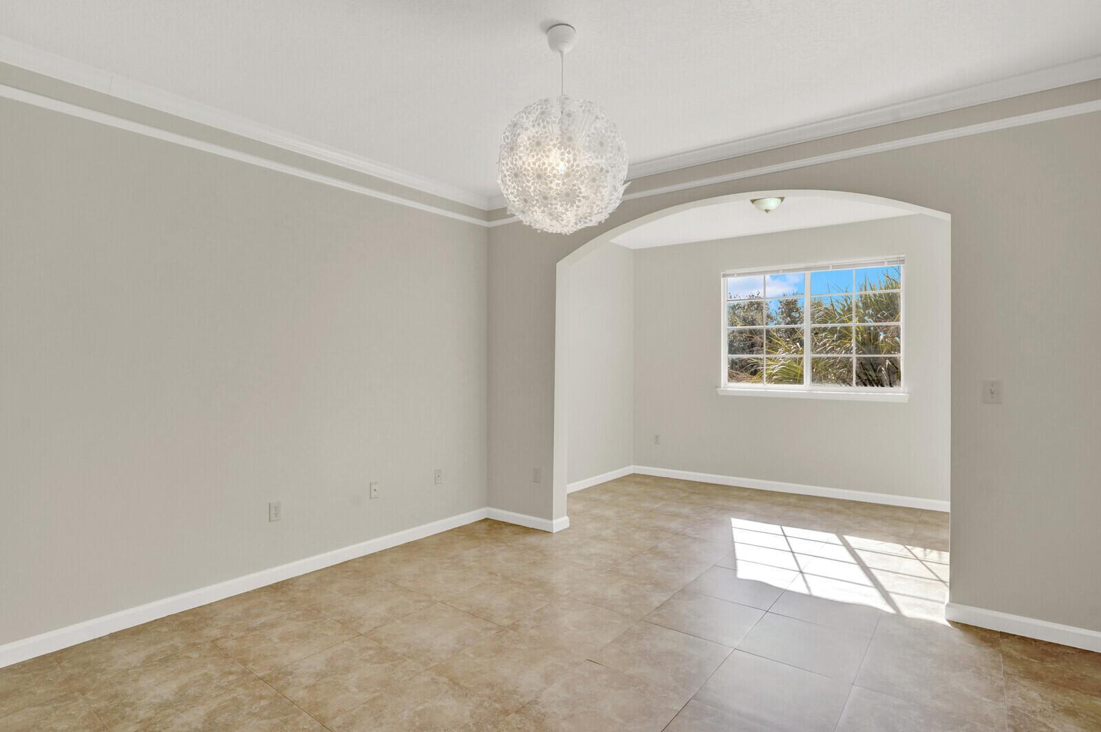 MEZZANO CONDO - Residential